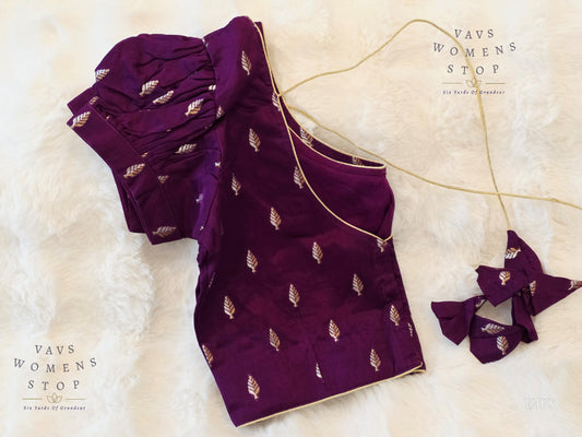 Elegant wine purple blouse with gold butta motifs and short puff sleeves. Back open, non-padded. Size 36 extends to 42. Ready to ship from USA.