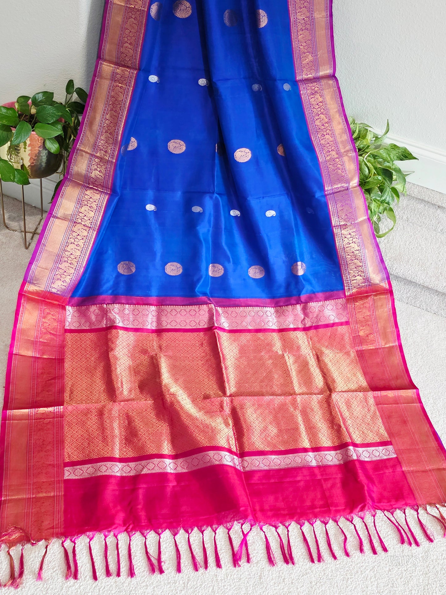 Pure Handloom Silk Saree in Royal Blue with Pink Zari Border & Maggam Blouse