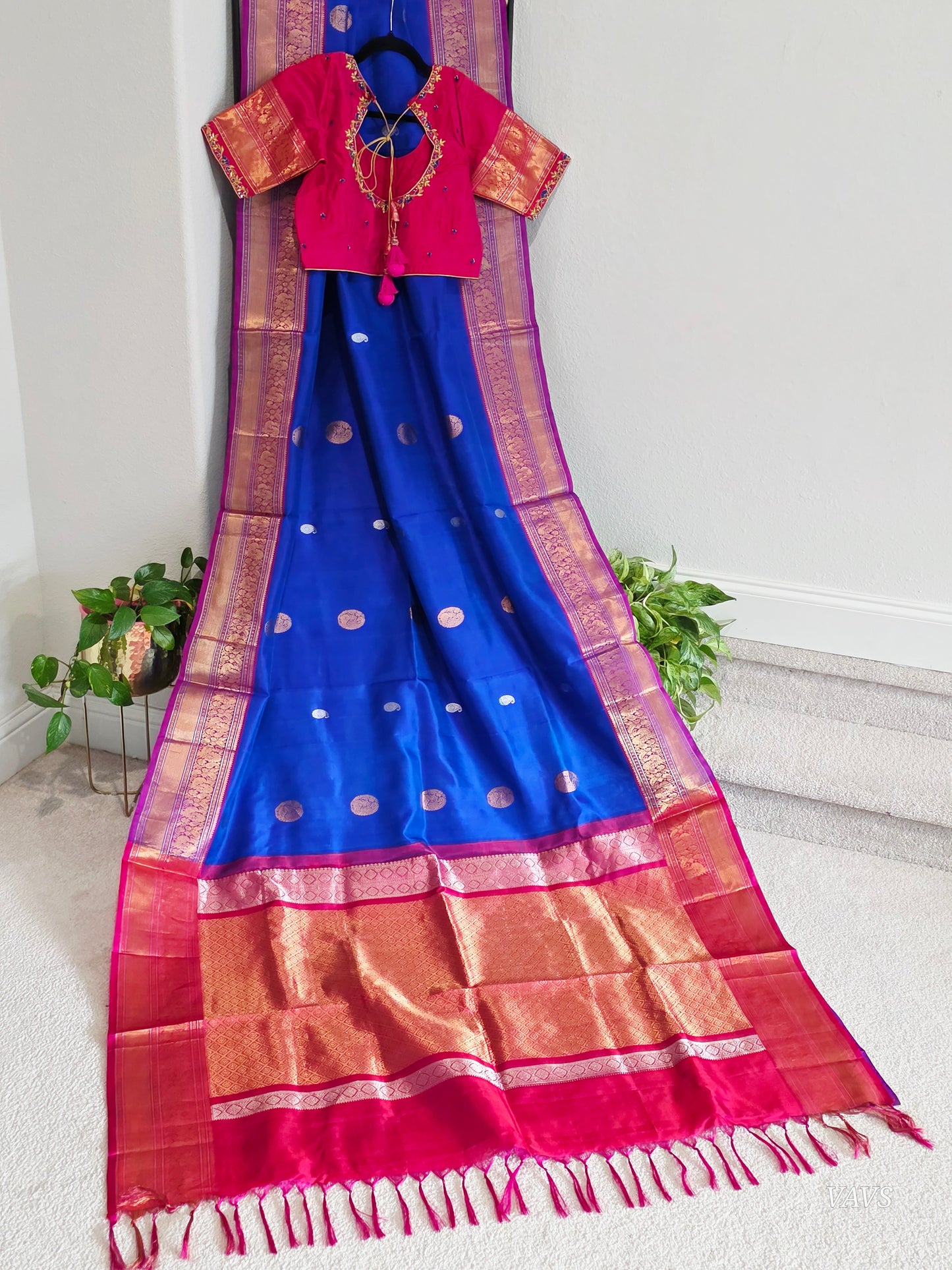 Pure Handloom Silk Saree in Royal Blue with Pink Zari Border & Maggam Blouse
