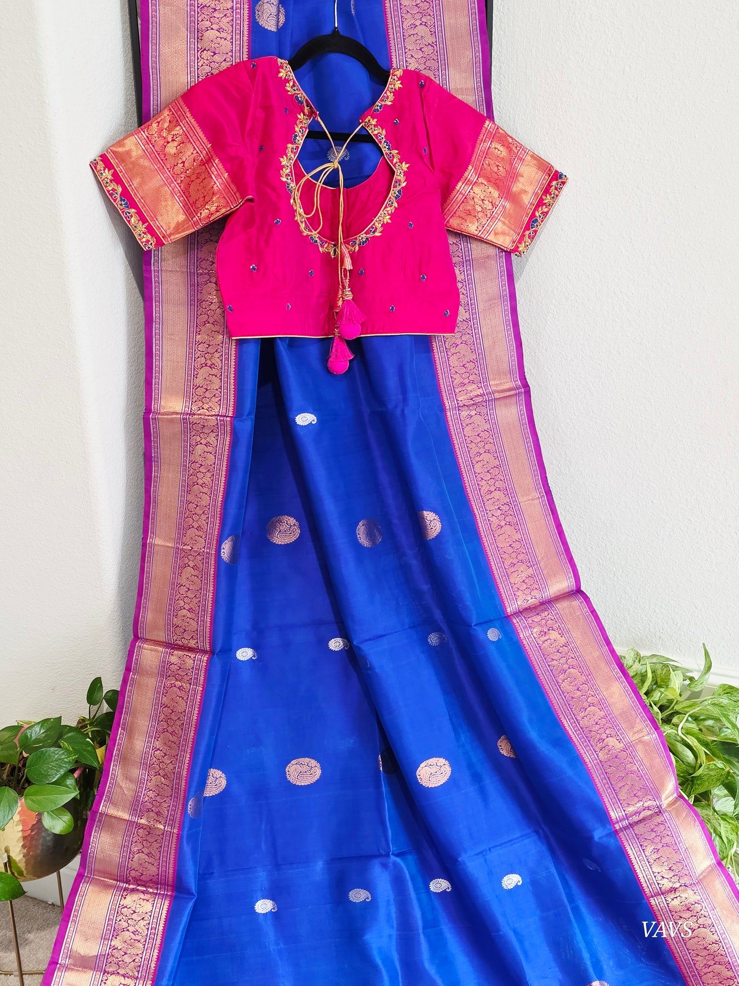 Pure Handloom Silk Saree in Royal Blue with Pink Zari Border & Maggam Blouse