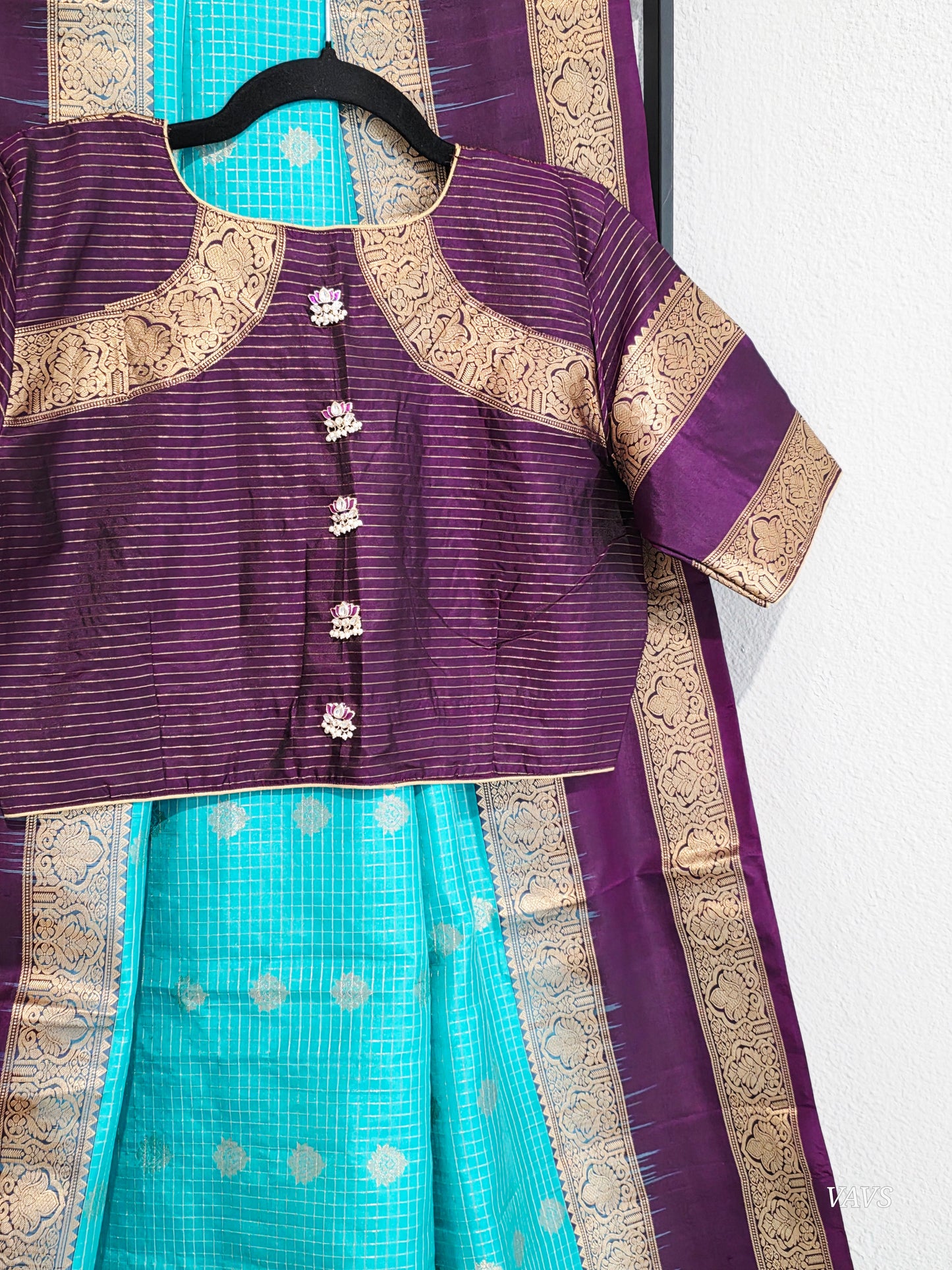 Pure Handloom Kanchi Soft Silk Gap Border Saree - Blouse | Teal Blue & Purple