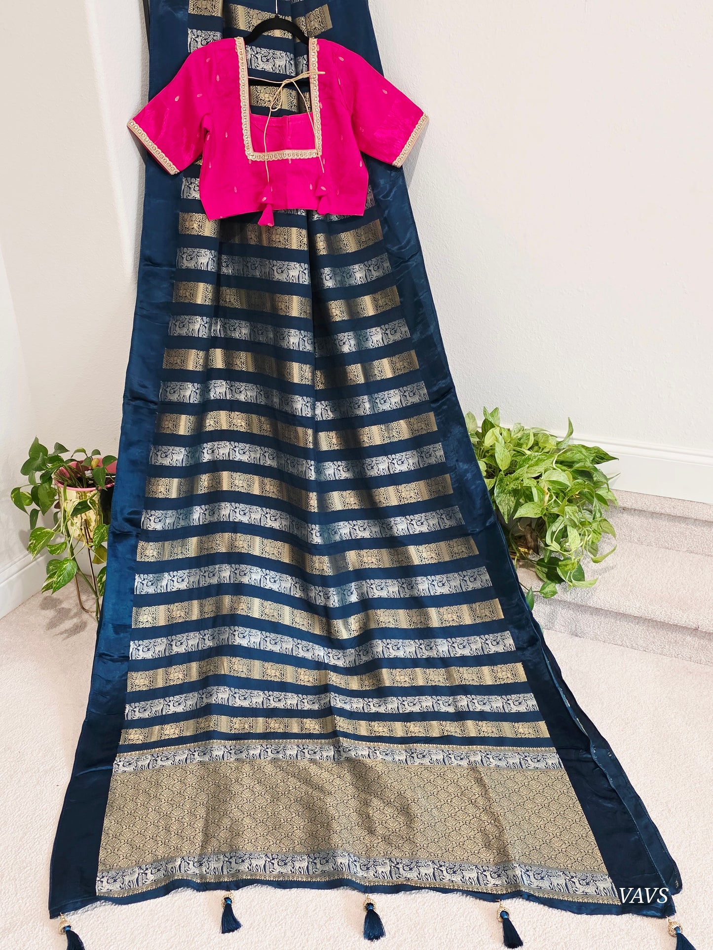 Nita Ambani Inspired Russian Dola Crepe Silk Saree with Ready Stitched Blouse | Navy Blue