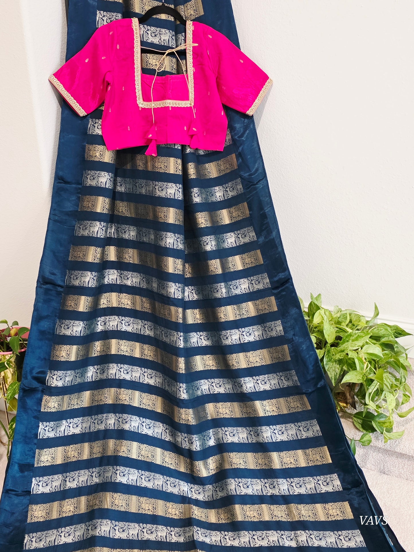 Nita Ambani Inspired Russian Dola Crepe Silk Saree with Ready Stitched Blouse | Navy Blue
