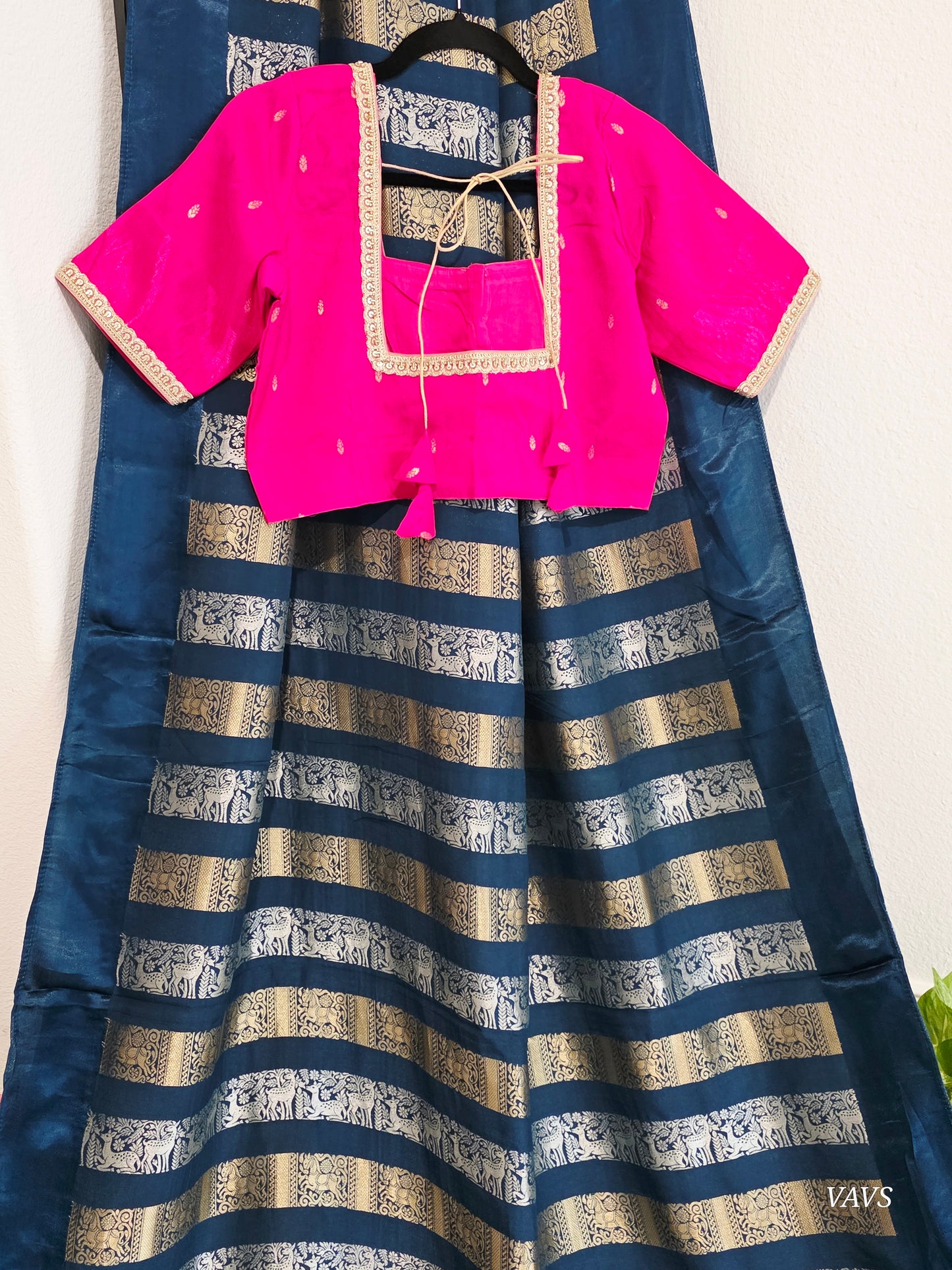 Nita Ambani Inspired Russian Dola Crepe Silk Saree with Ready Stitched Blouse | Navy Blue