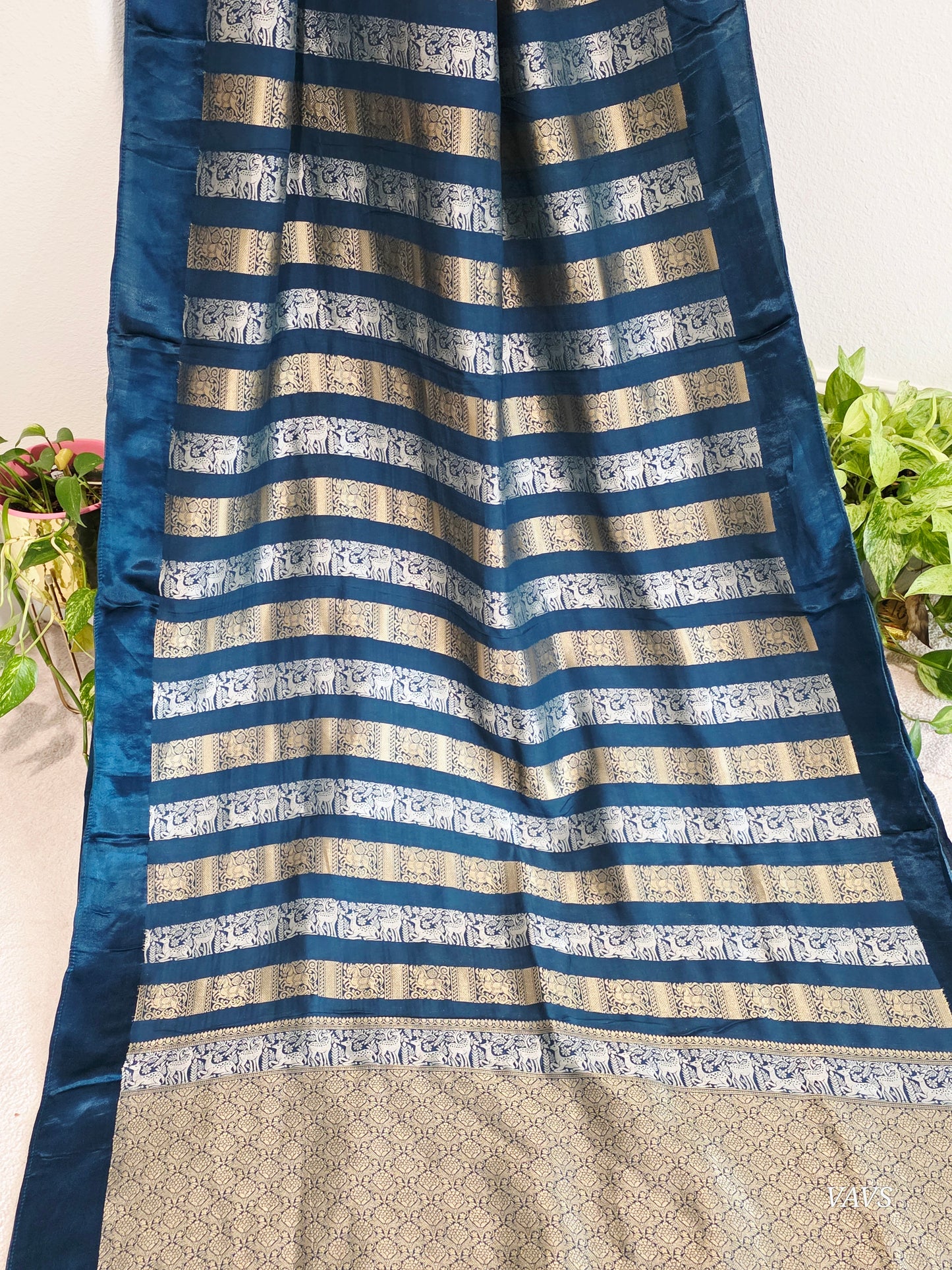 Nita Ambani Inspired Russian Dola Crepe Silk Saree with Ready Stitched Blouse | Navy Blue