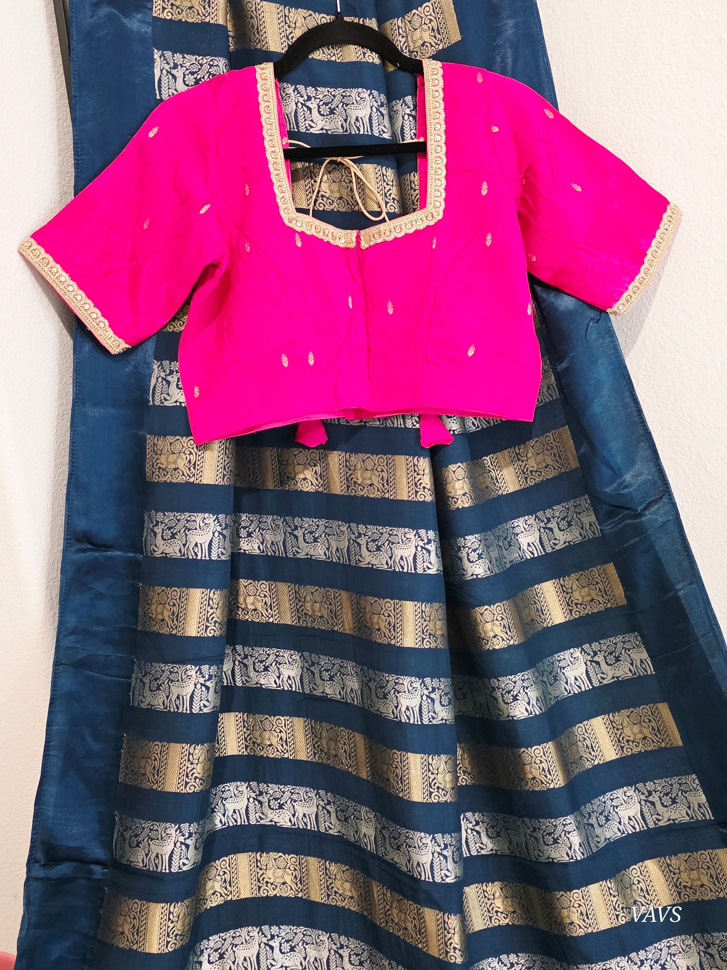 Nita Ambani Inspired Russian Dola Crepe Silk Saree with Ready Stitched Blouse | Navy Blue