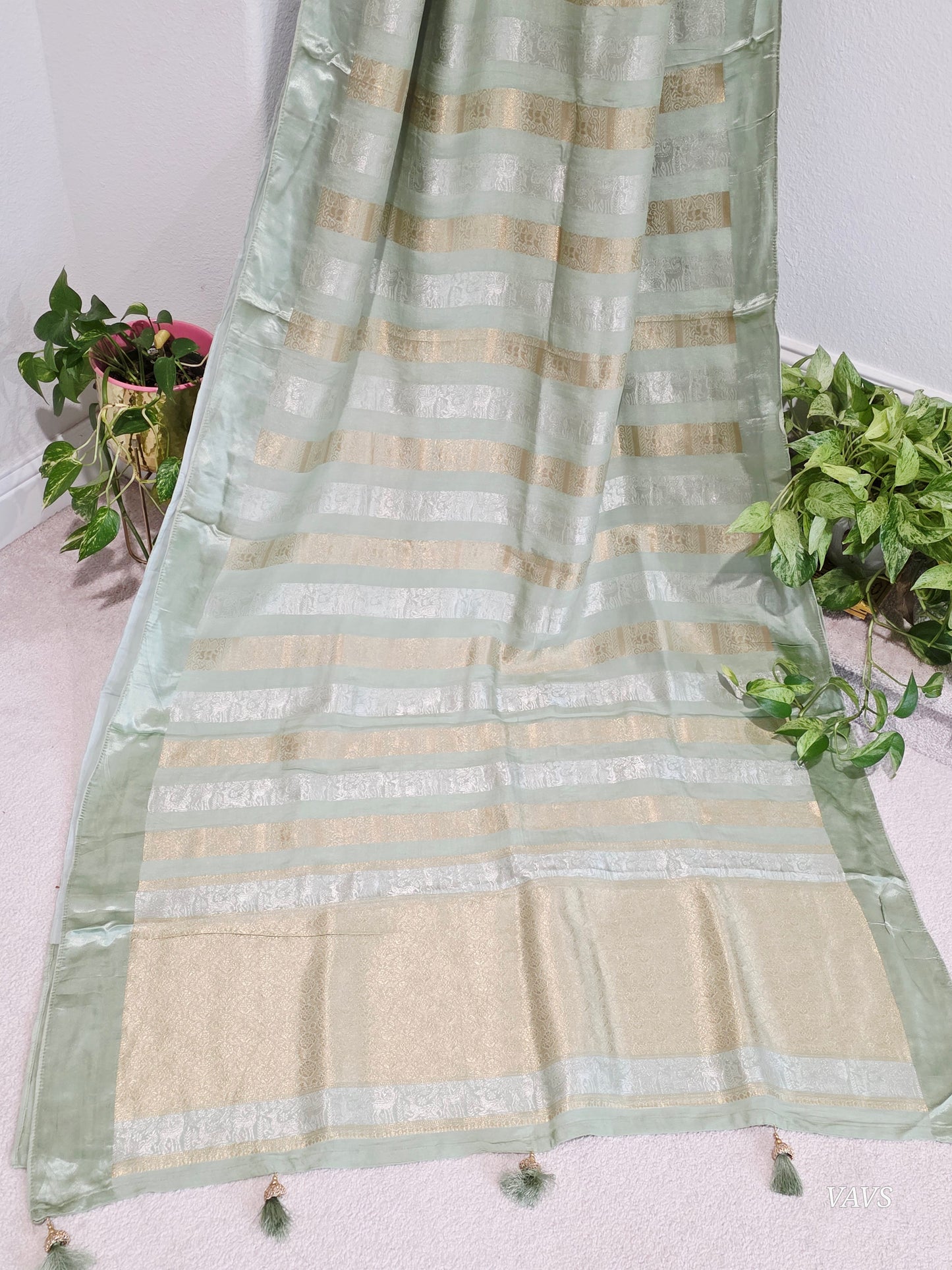 Nita Ambani Inspired Russian Dola Crepe Silk Saree with Ready Stitched Blouse | Mint Green