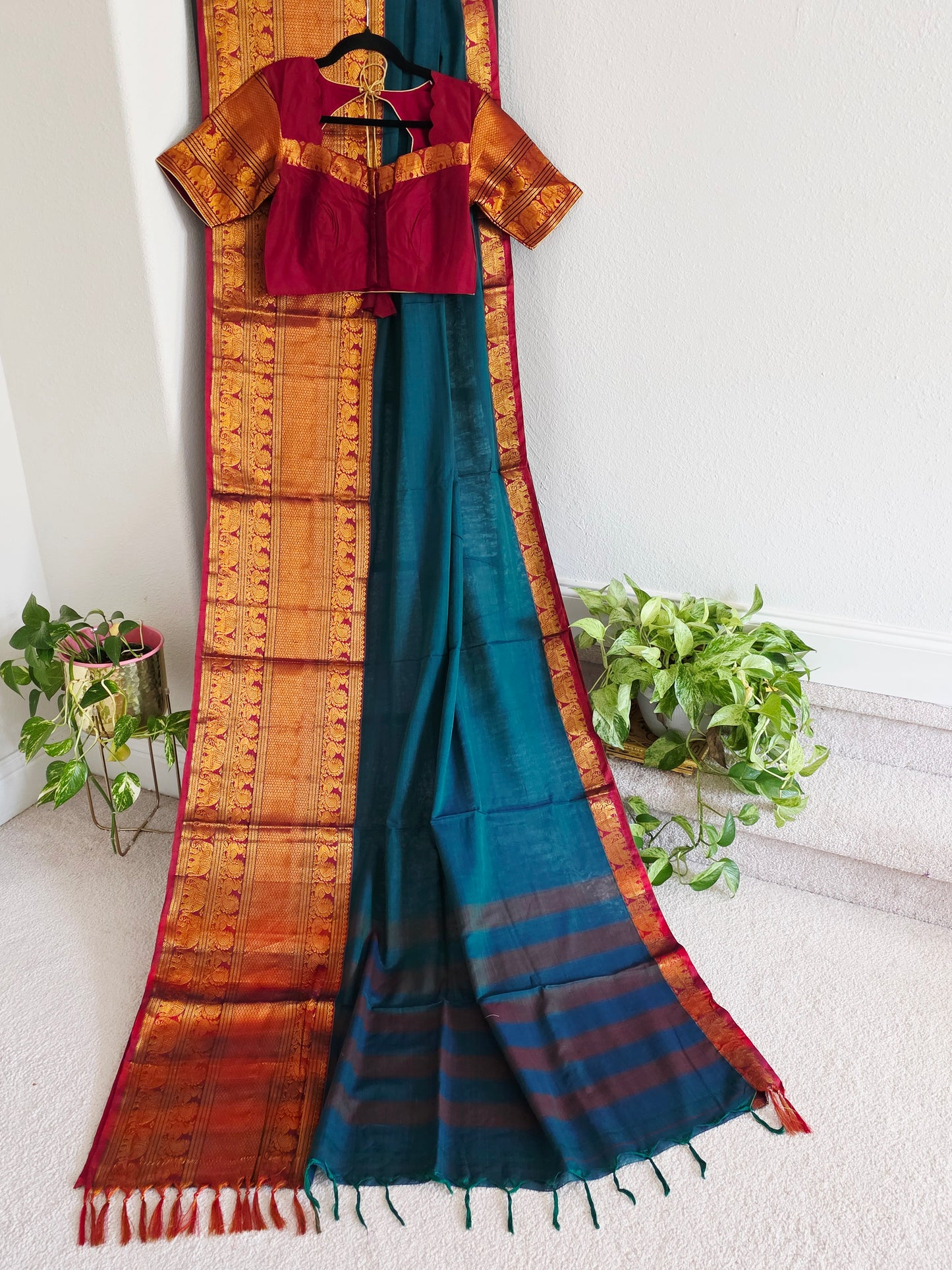 Narayanpet Cotton Saree in Teal Blue & Maroon with Gold Zari Border
