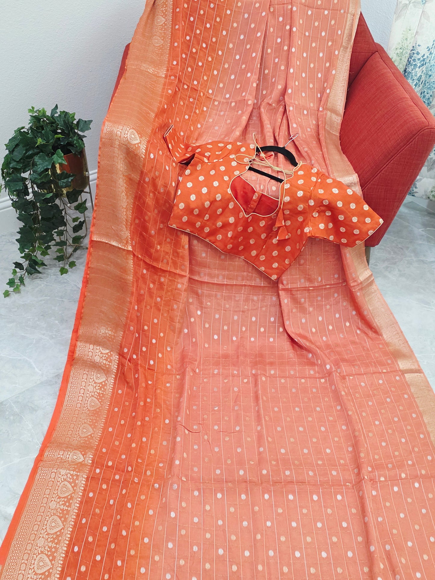 Shaded Chinon Crepe Silk Checks Saree with Stitched Blouse