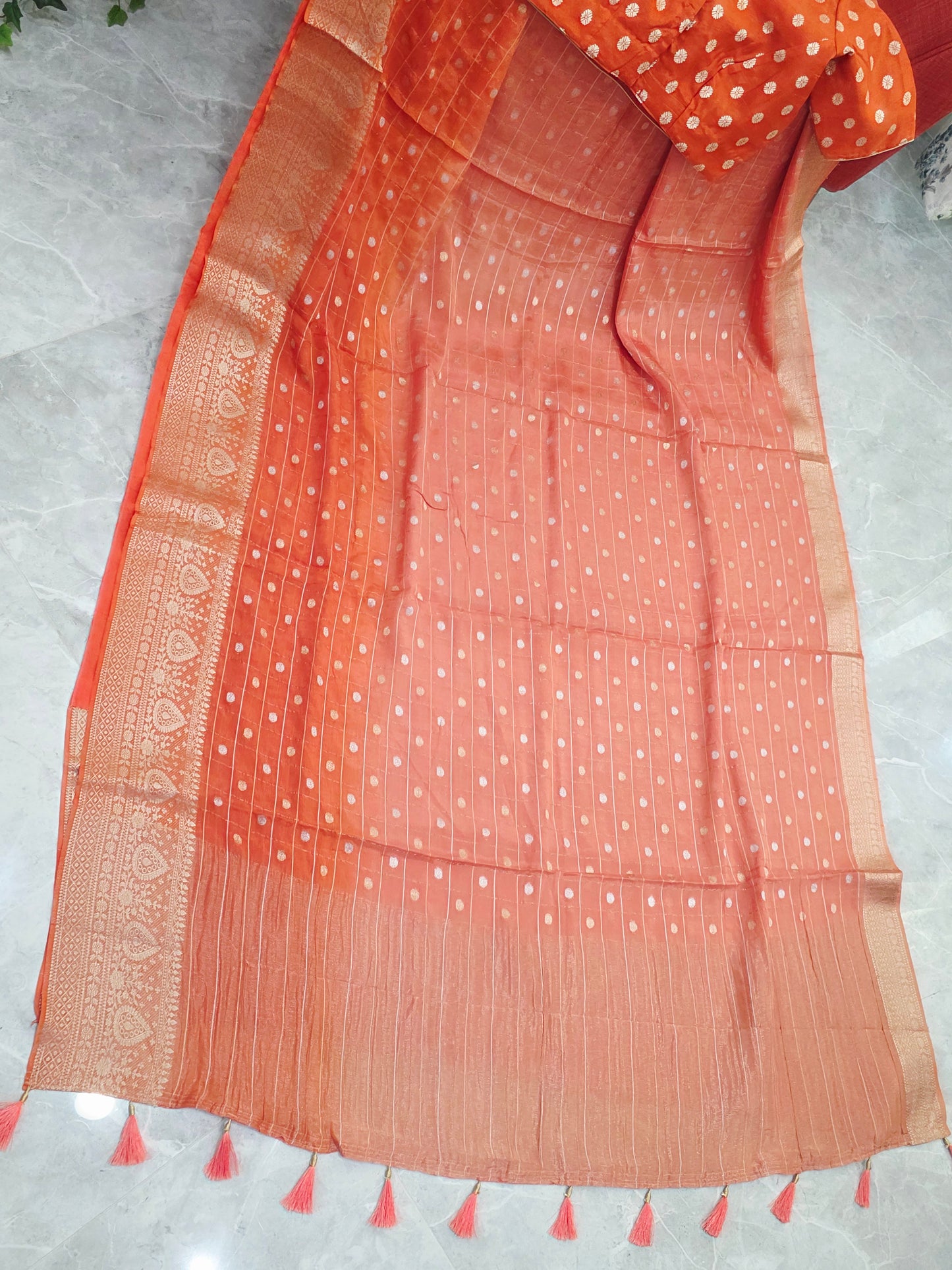 Shaded Chinon Crepe Silk Checks Saree with Stitched Blouse