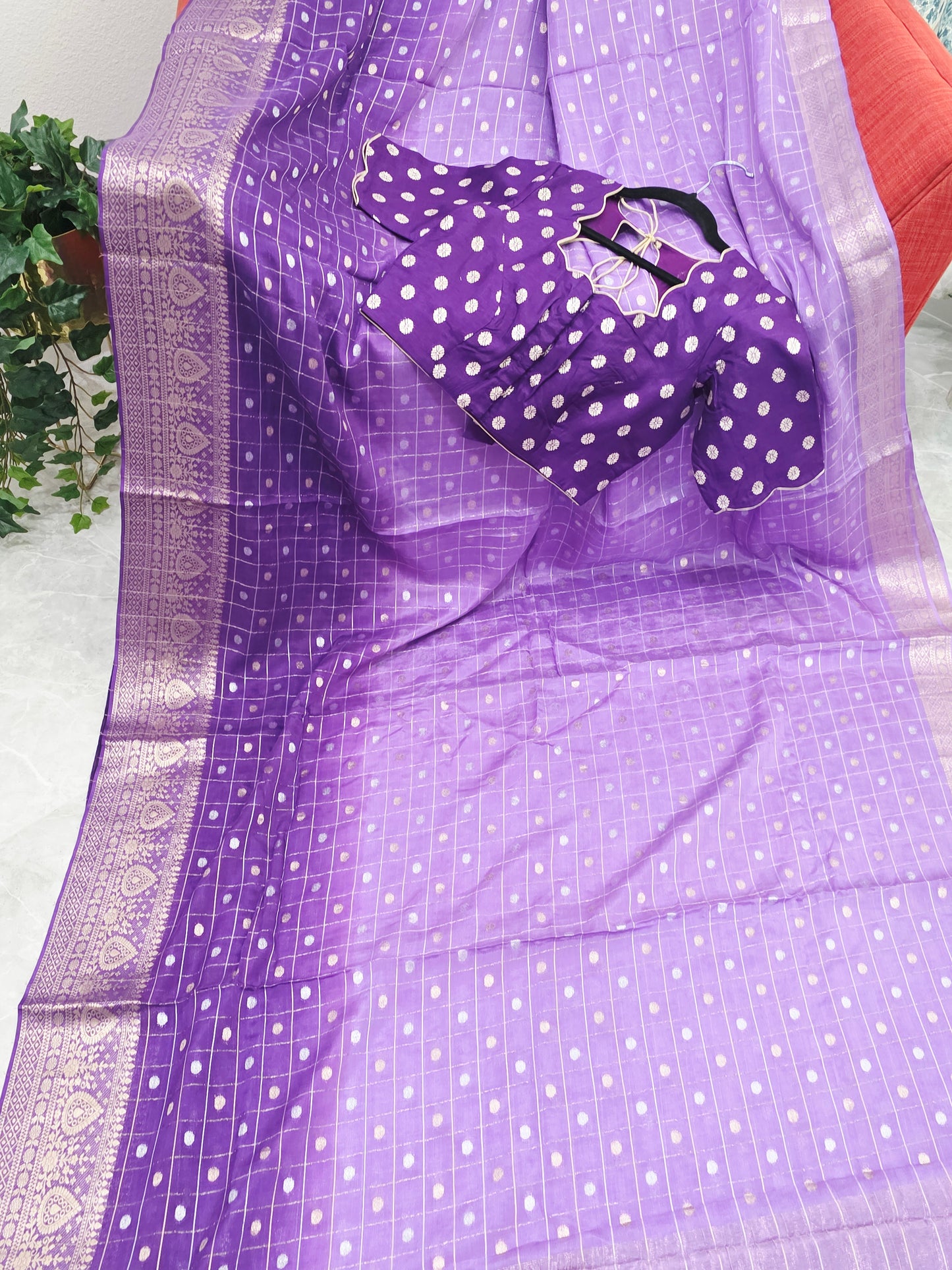 Shaded Chinon Crepe Silk Checks Saree with Stitched Blouse