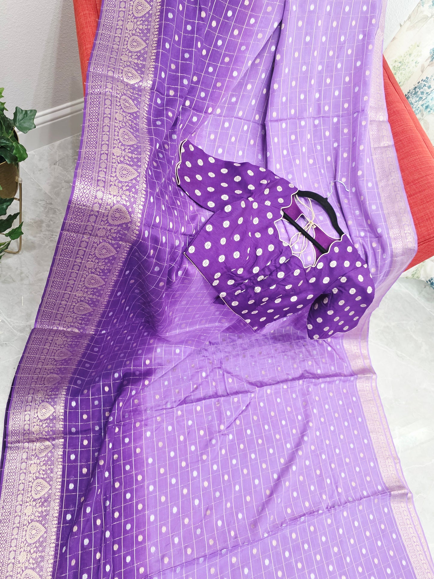 Shaded Chinon Crepe Silk Checks Saree with Stitched Blouse