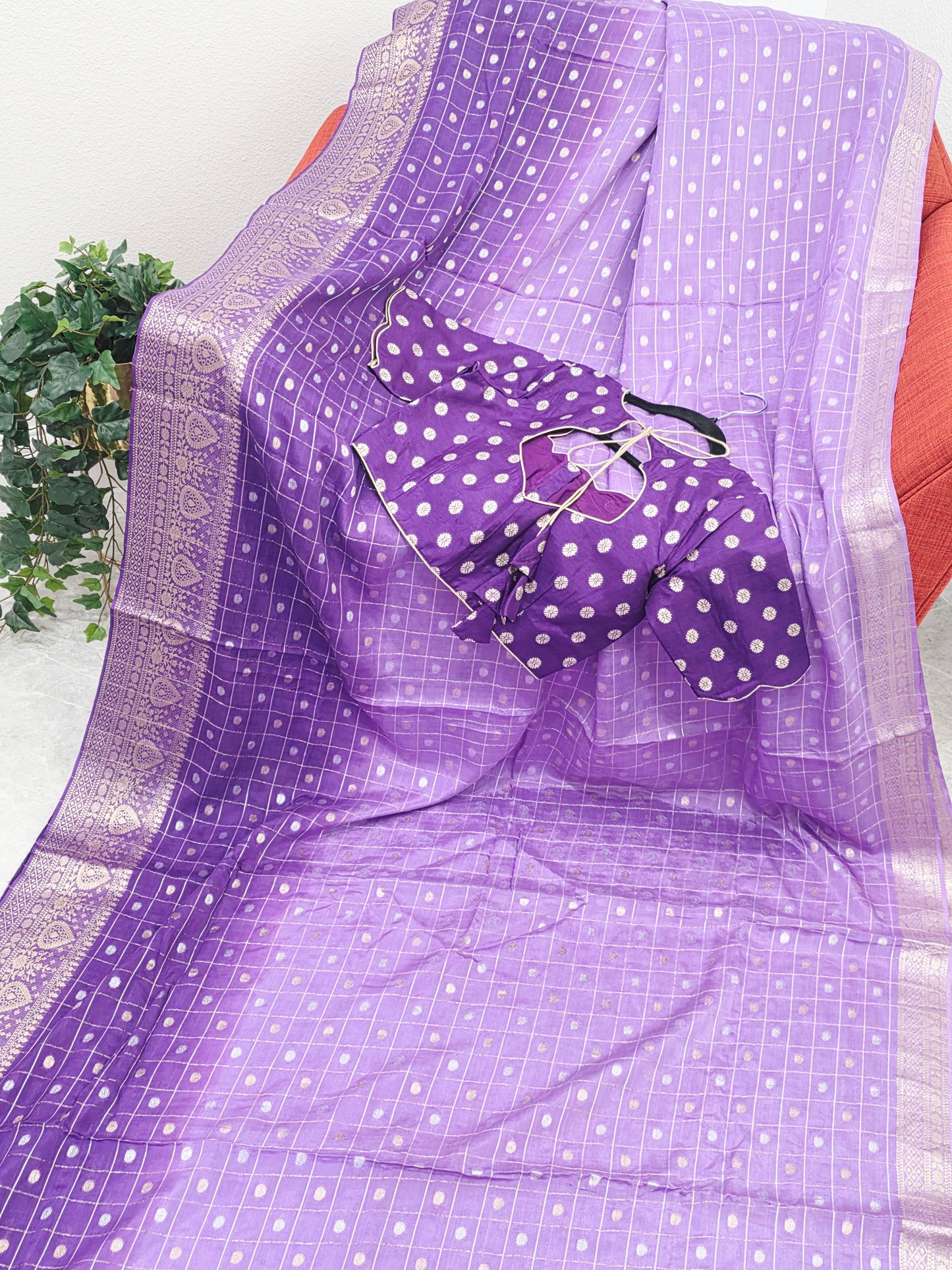 Shaded Chinon Crepe Silk Checks Saree with Stitched Blouse