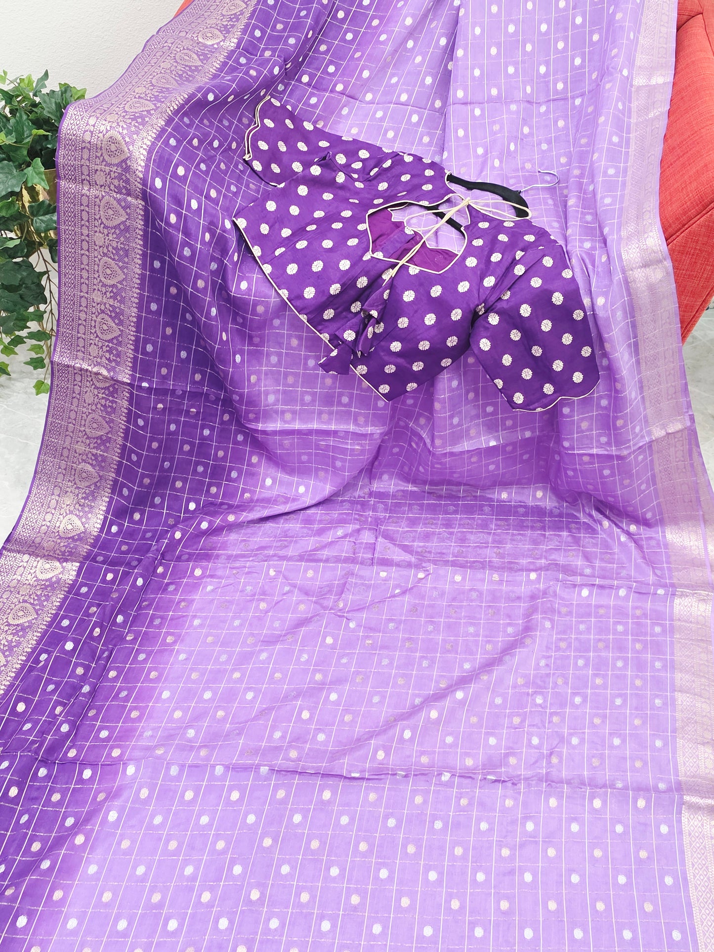 Shaded Chinon Crepe Silk Checks Saree with Stitched Blouse