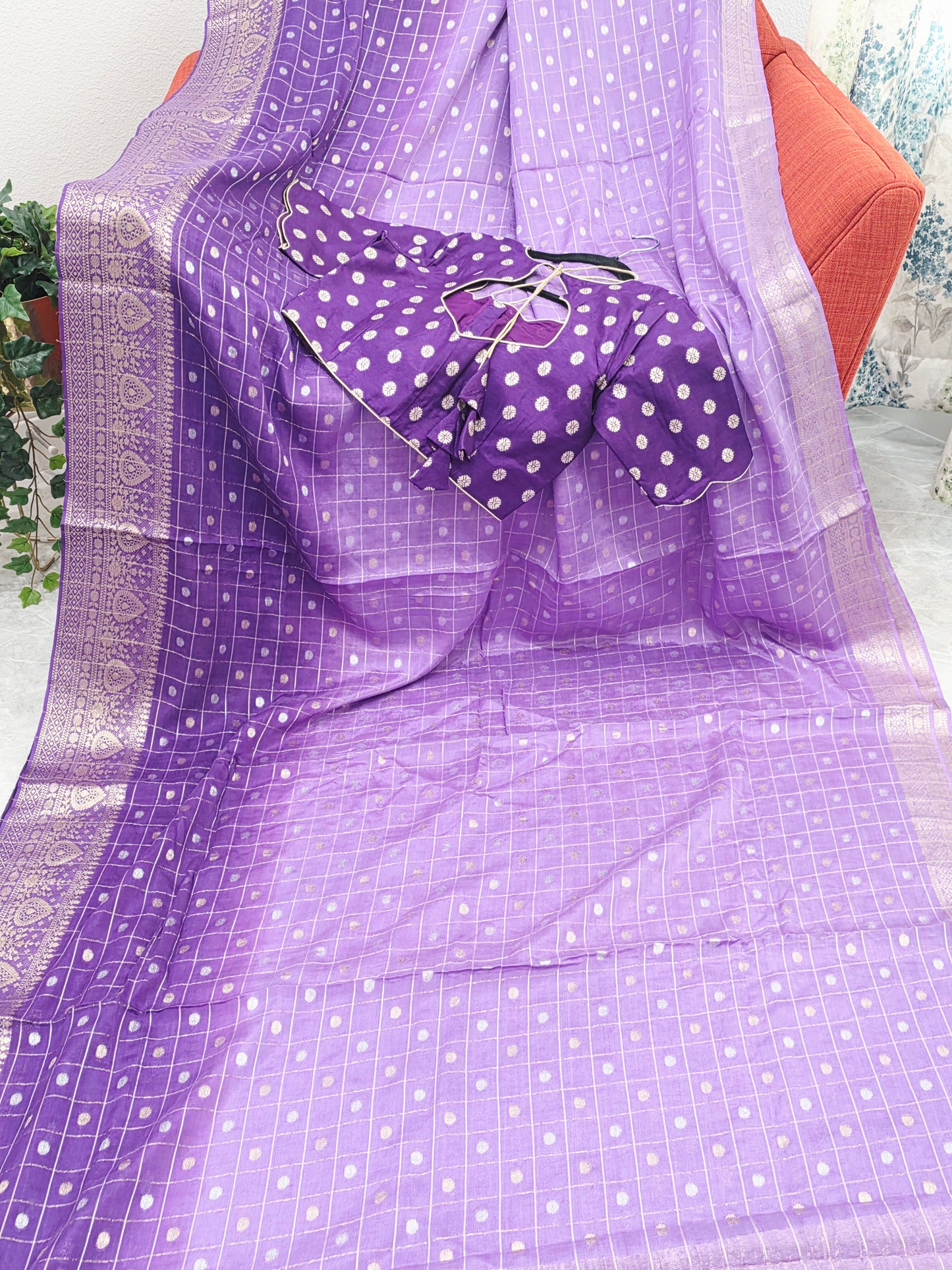 Shaded Chinon Crepe Silk Checks Saree with Stitched Blouse