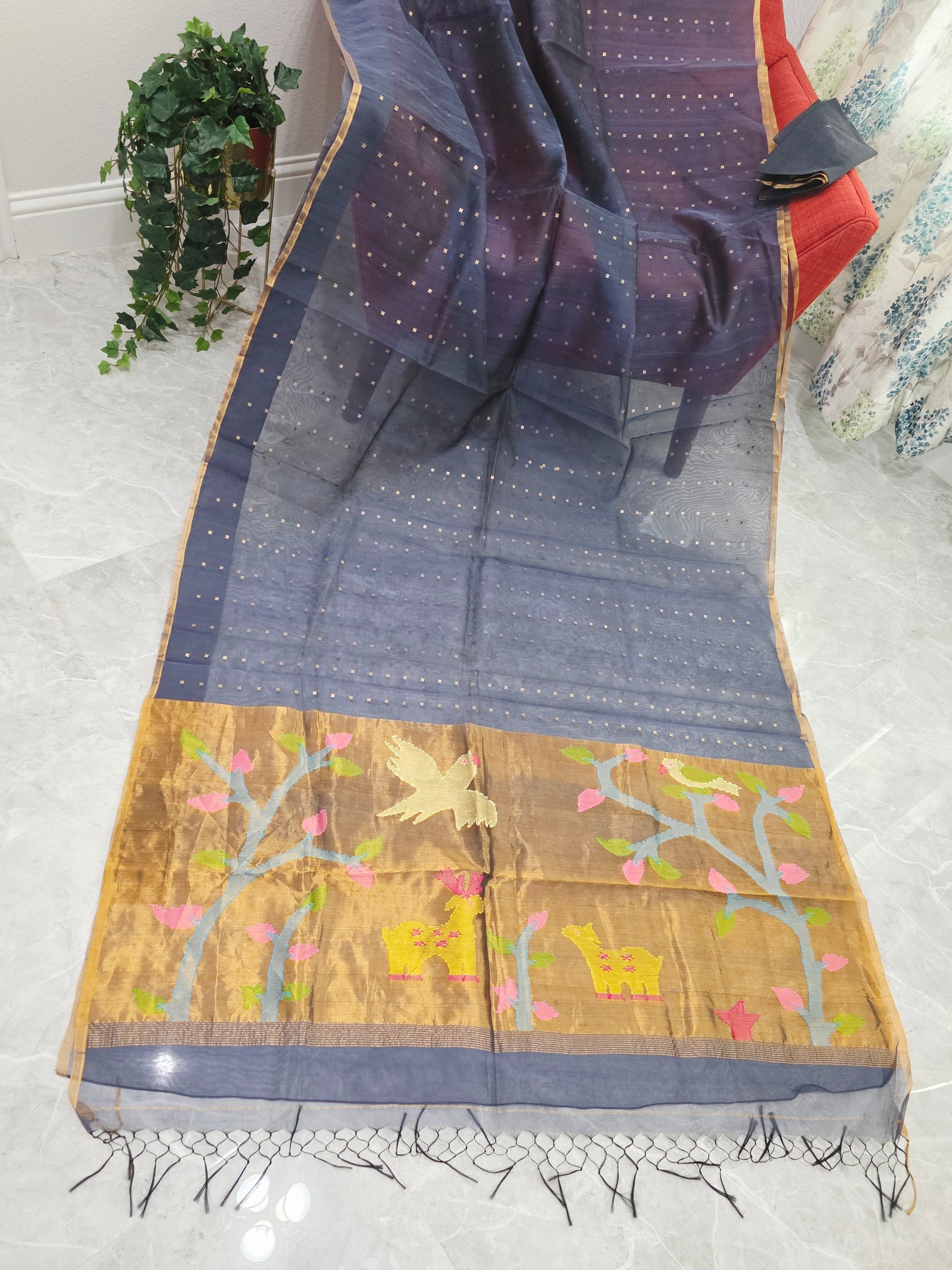 Gray Shade Pure Muslin Silk Saree with Sequins Work & Paithani Pallu