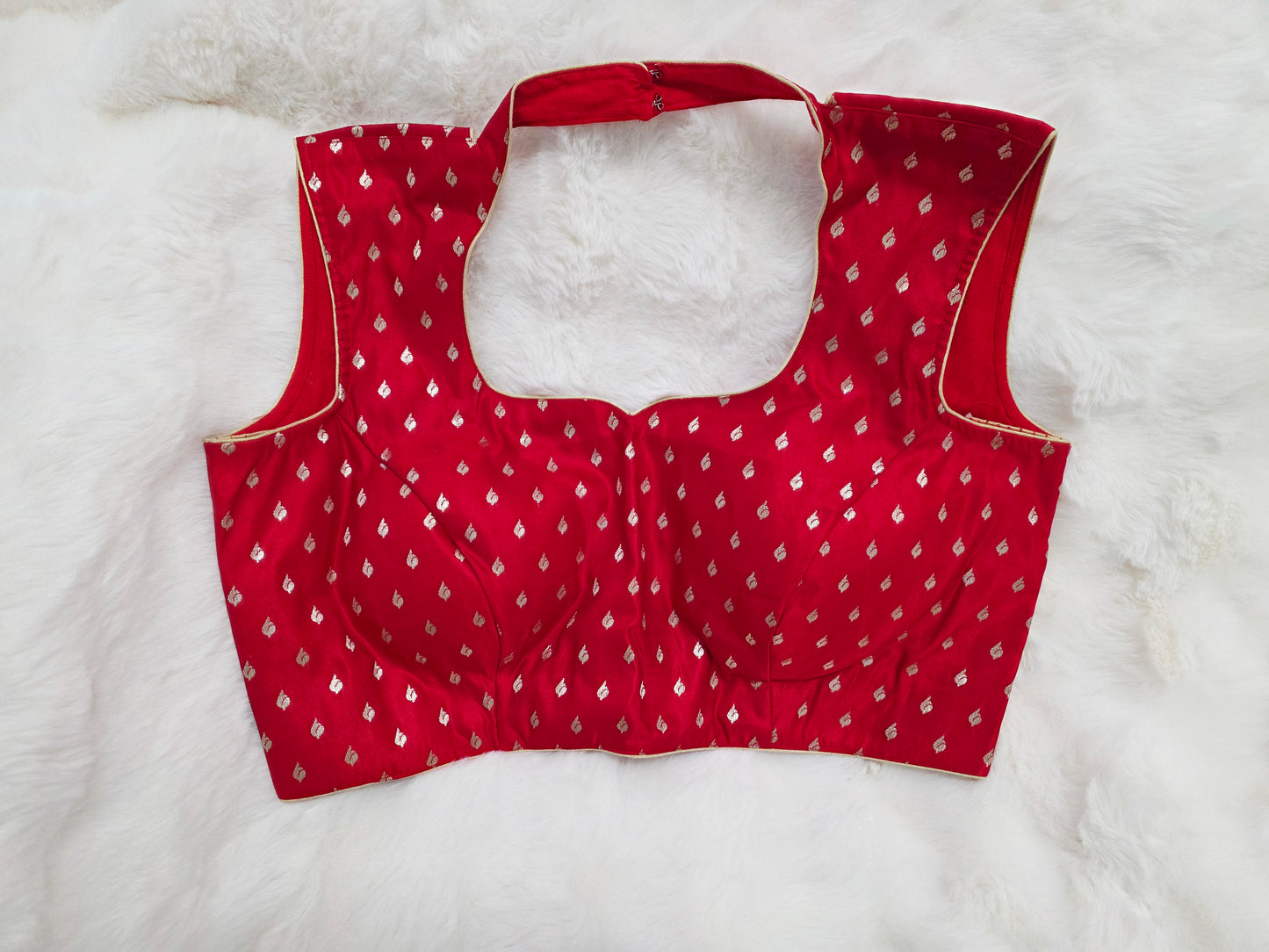 Red Benarasi Sleeveless Stitched Blouse