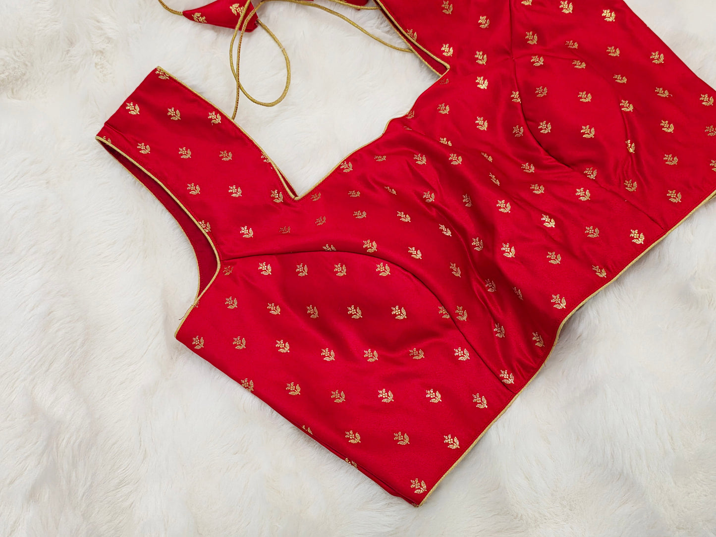 Red Benarasi Sleeveless Stitched Blouse
