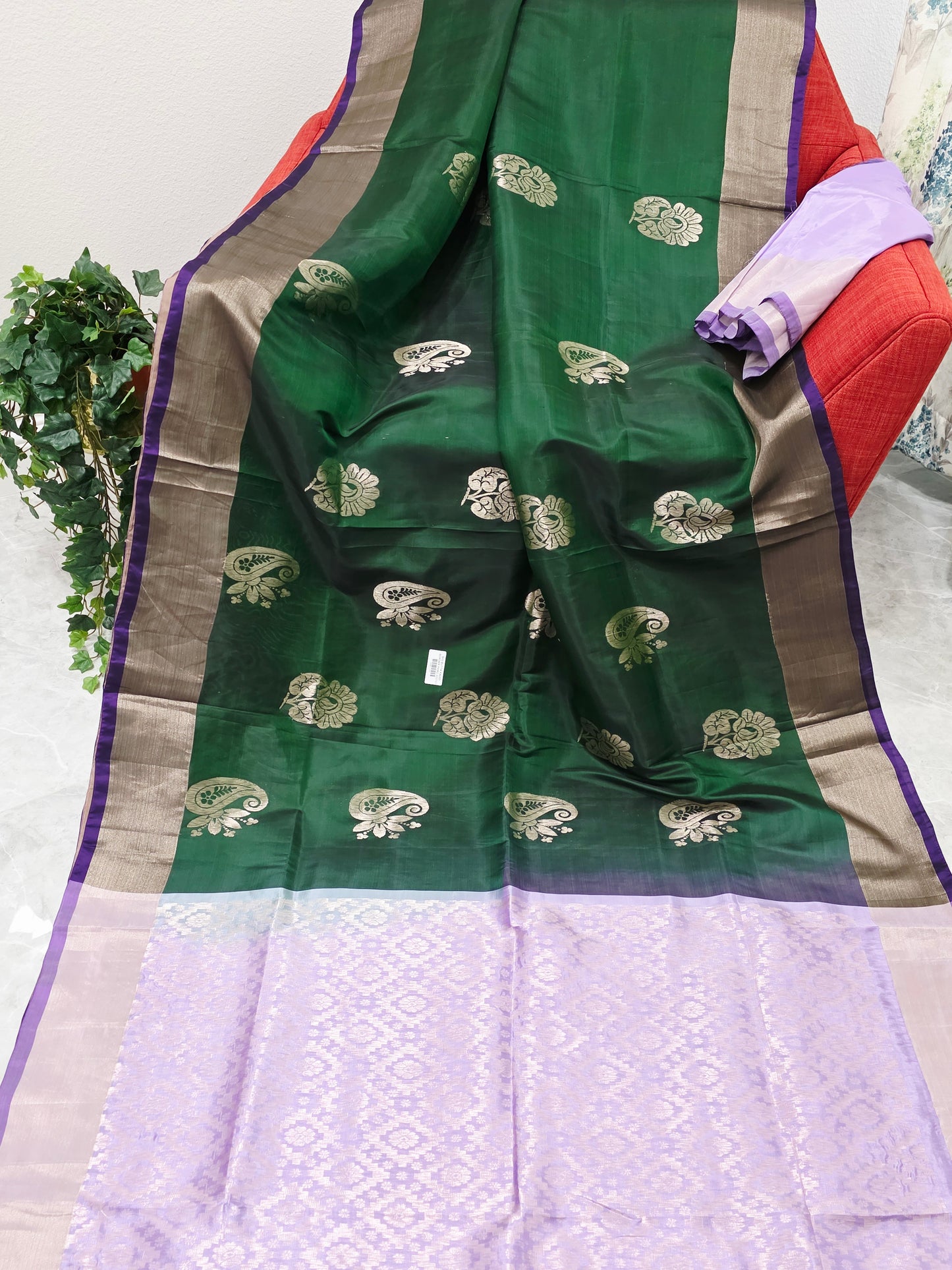 Dark Green Semi Kanchi Soft Silk Saree with Lavender Zari Pallu