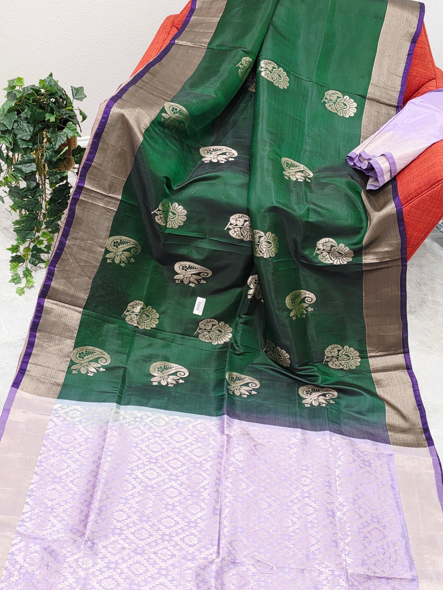 Dark Green Semi Kanchi Soft Silk Saree with Lavender Zari Pallu