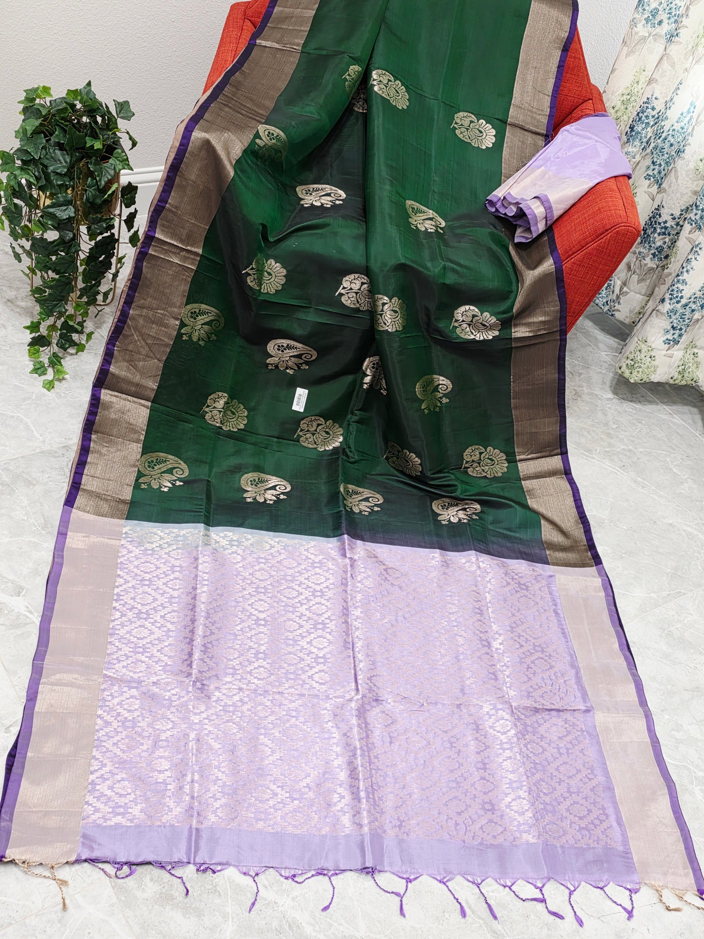 Dark Green Semi Kanchi Soft Silk Saree with Lavender Zari Pallu