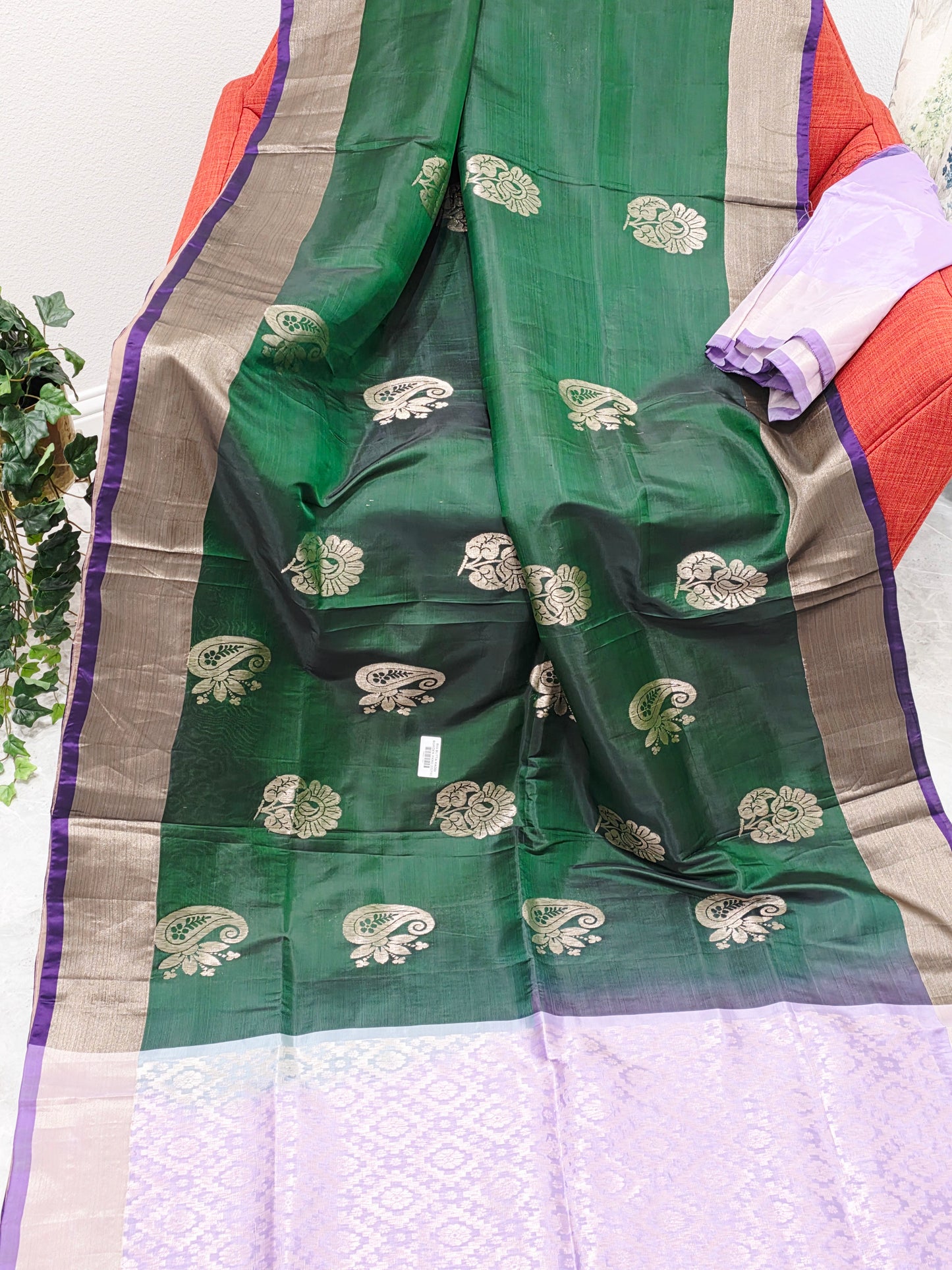 Dark Green Semi Kanchi Soft Silk Saree with Lavender Zari Pallu