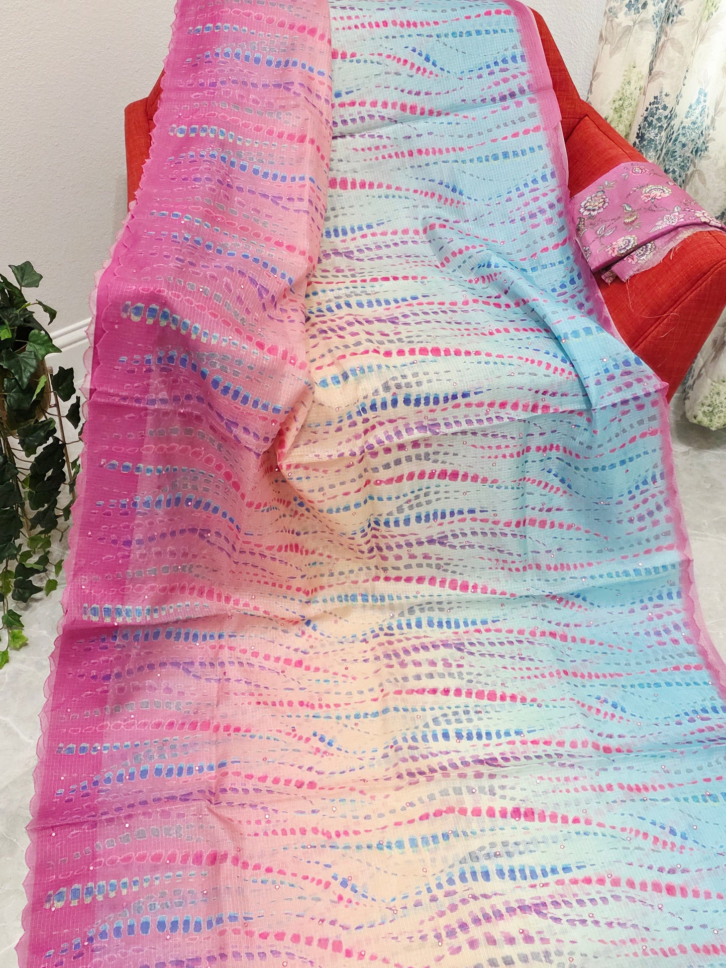 Soft Pastel Shades Tie-Dye Print Semi Kota Silk Saree with Scalloped Border