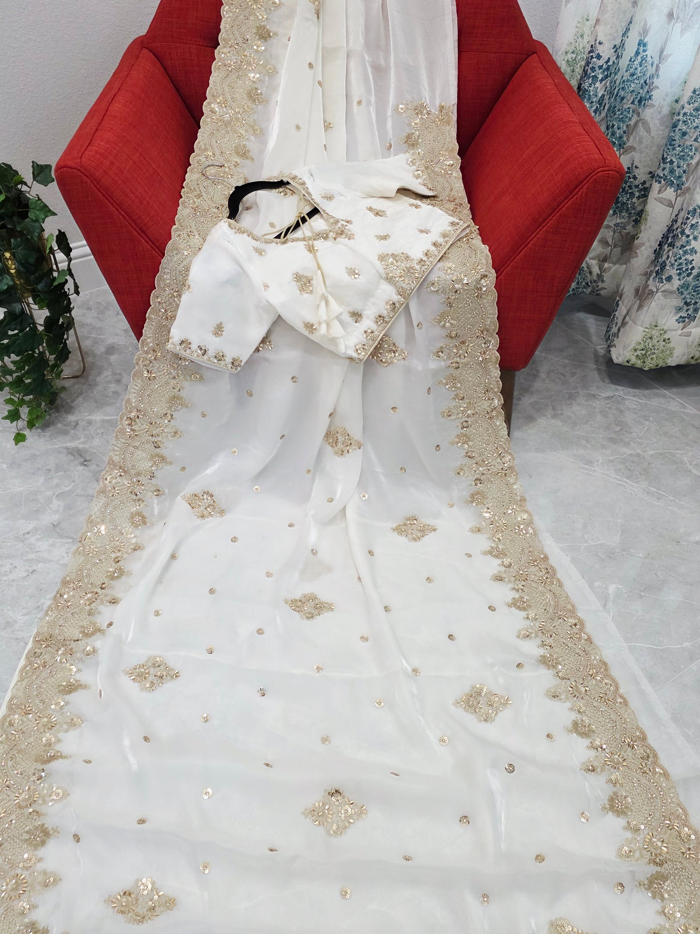 Elegant White Space Silk Sequin Saree with Stitched Blouse – Cocktail Party Wear