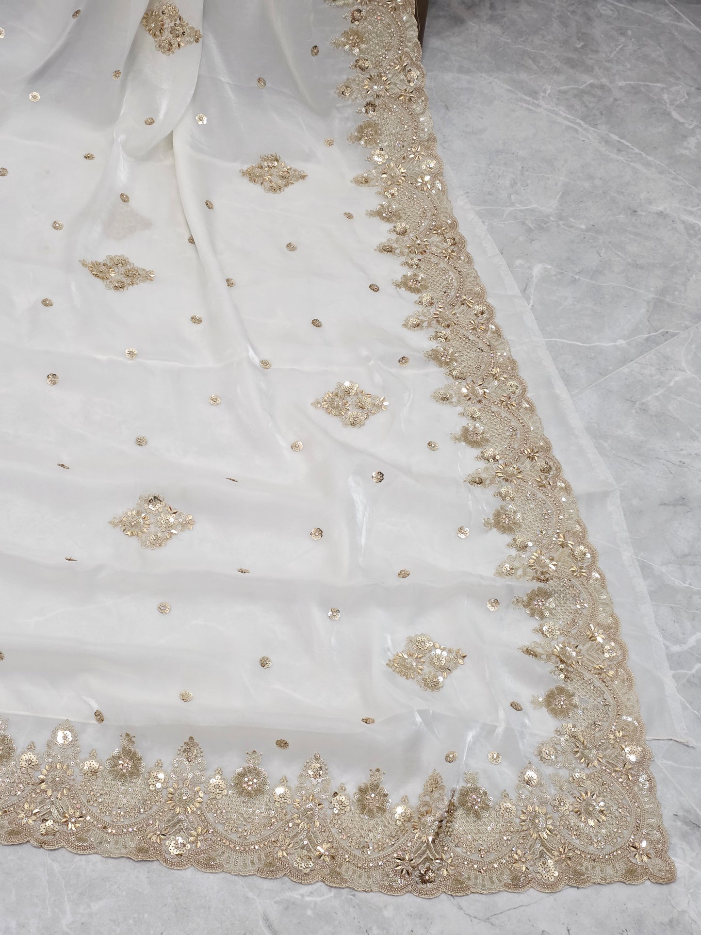 Elegant White Space Silk Sequin Saree with Stitched Blouse – Cocktail Party Wear