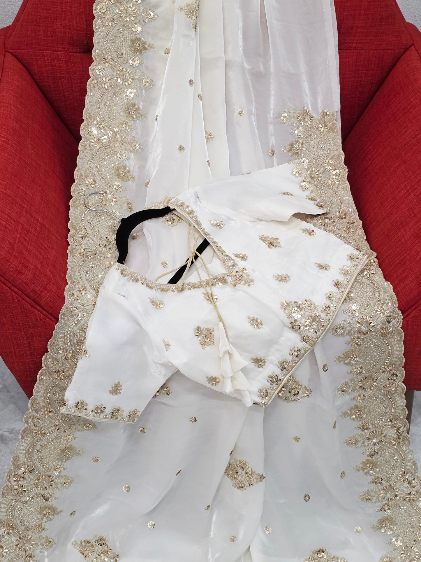Elegant White Space Silk Sequin Saree with Stitched Blouse – Cocktail Party Wear
