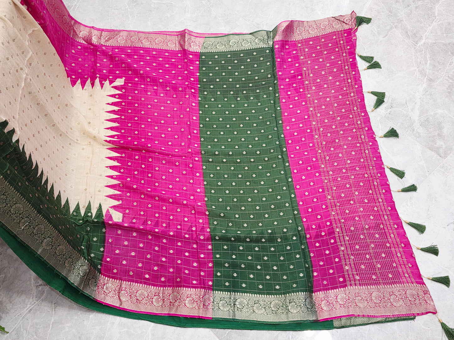 Shaded Chinon Chiffon Checkered Saree with Zari Border | Lightweight Party Wear | Blouse Piece Included