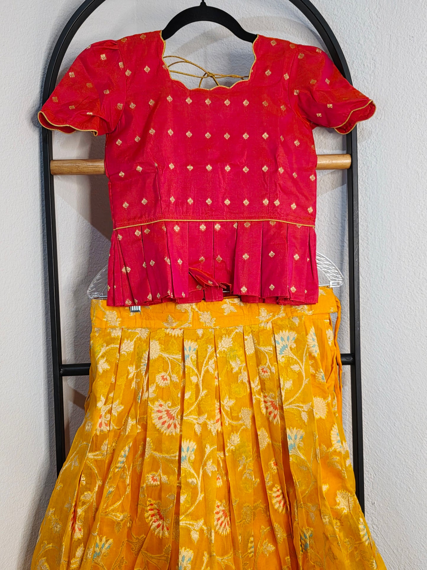 Organza Meenakari Lehenga Set for Girls (9–10 Years)