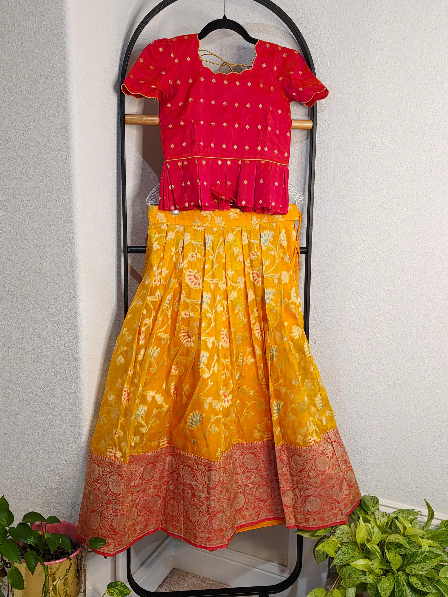 Organza Meenakari Lehenga Set for Girls (9–10 Years)