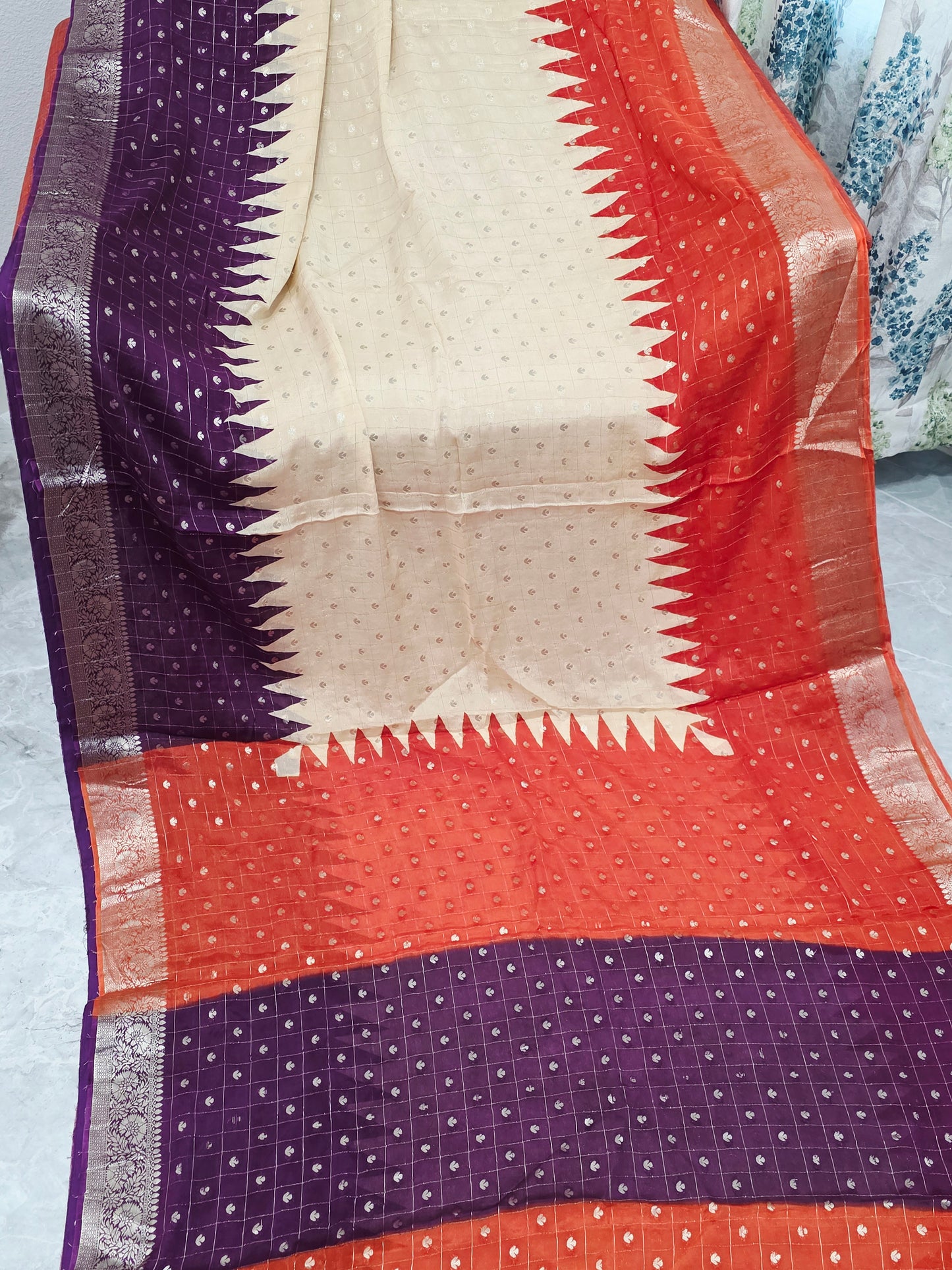 Royal Amethyst Sunset Shaded Chinon Chiffon Checkered Saree with Blouse Piece