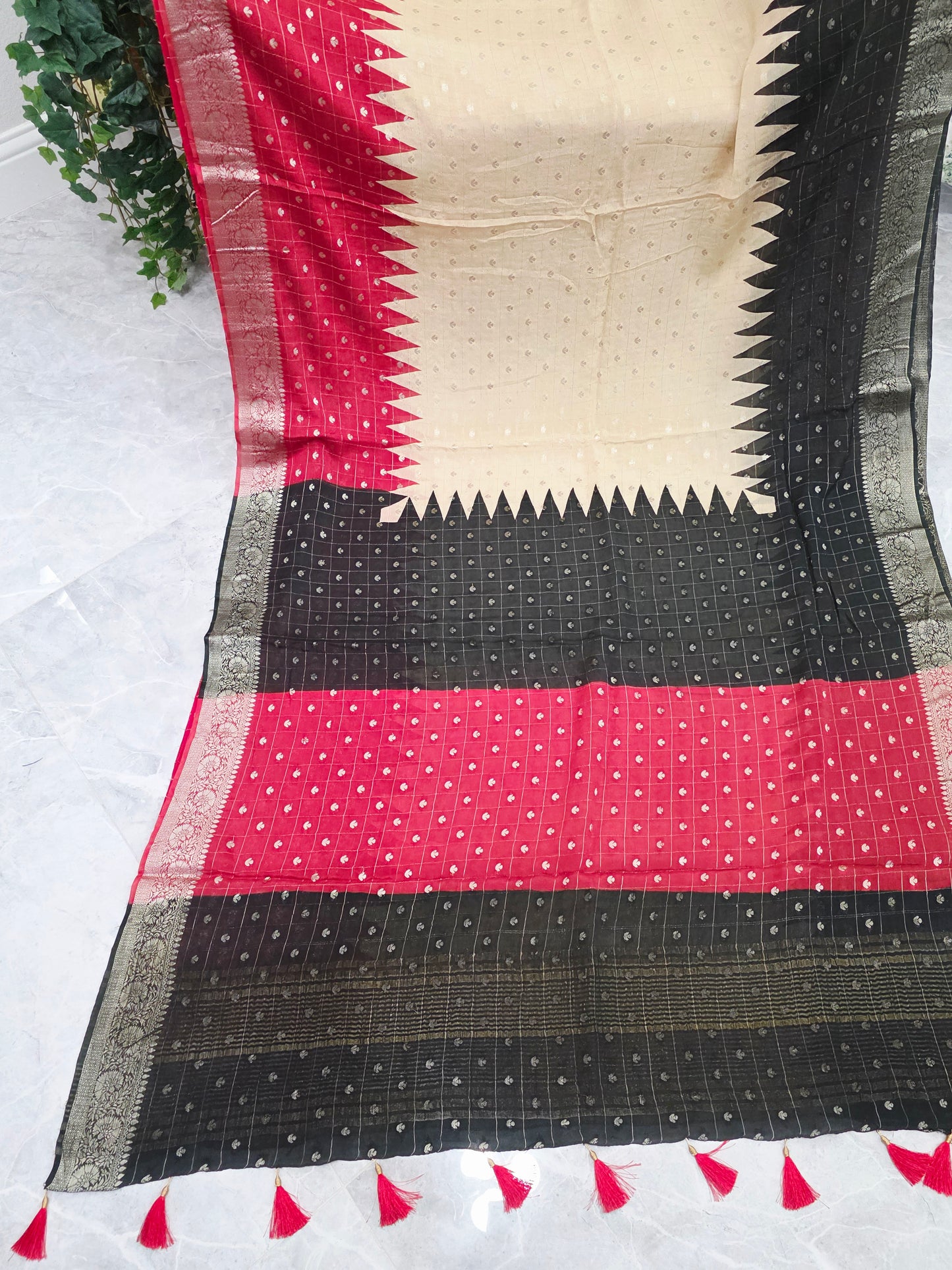 Imperial Noir Crimson & Ivory Gold Shaded Chinon Chiffon Checkered Saree