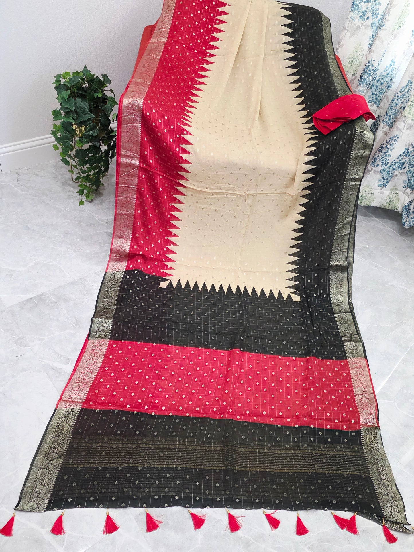 Imperial Noir Crimson & Ivory Gold Shaded Chinon Chiffon Checkered Saree