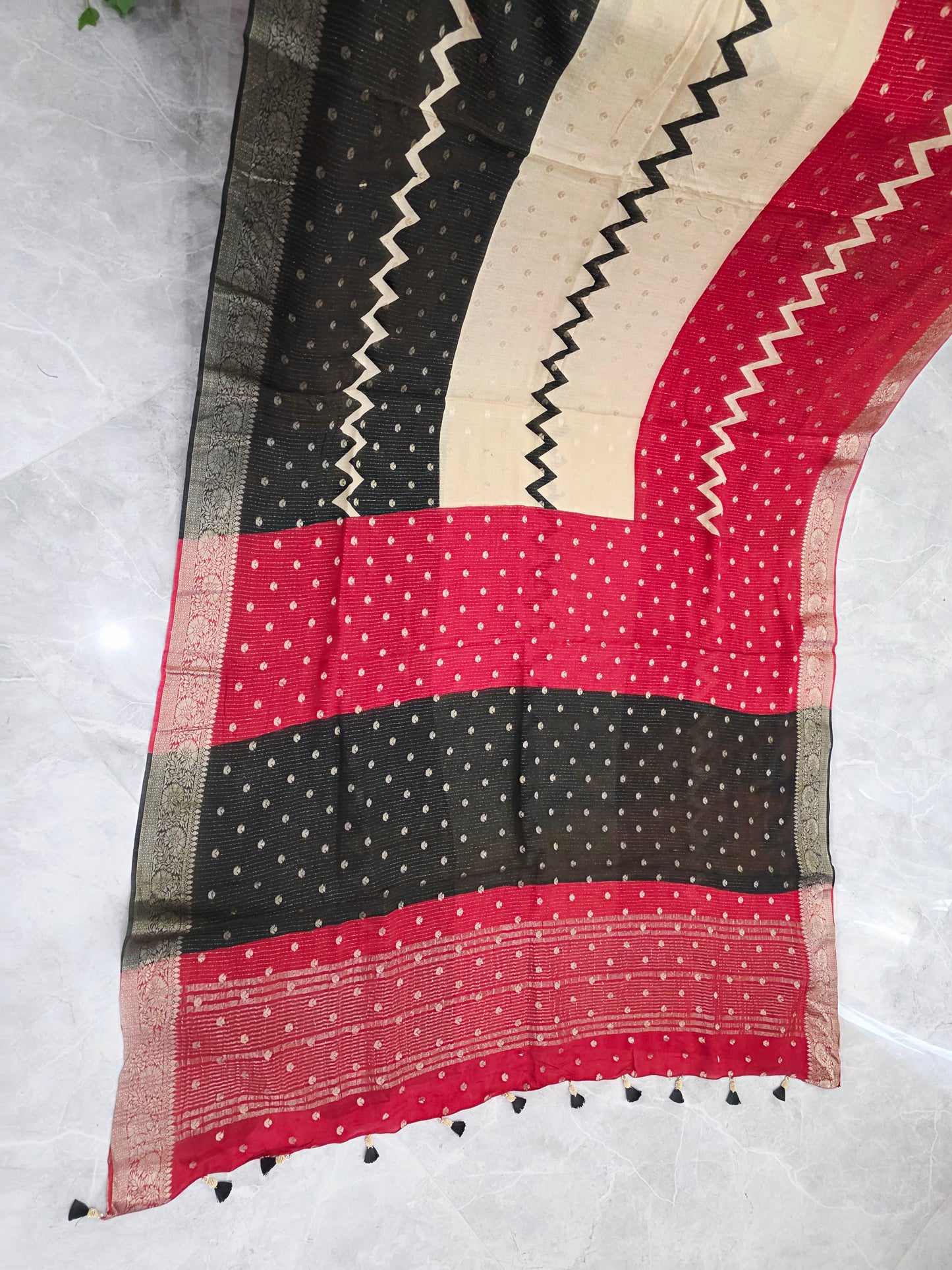 Imperial Noir Crimson & Ivory Gold Shaded Chinon Chiffon Checkered Saree