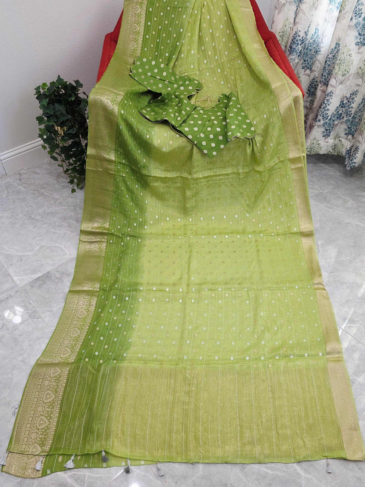 Heritage Pistachio Green with Classic Gold Border Shaded Chinon Crepe Silk Checks Saree with Blouse