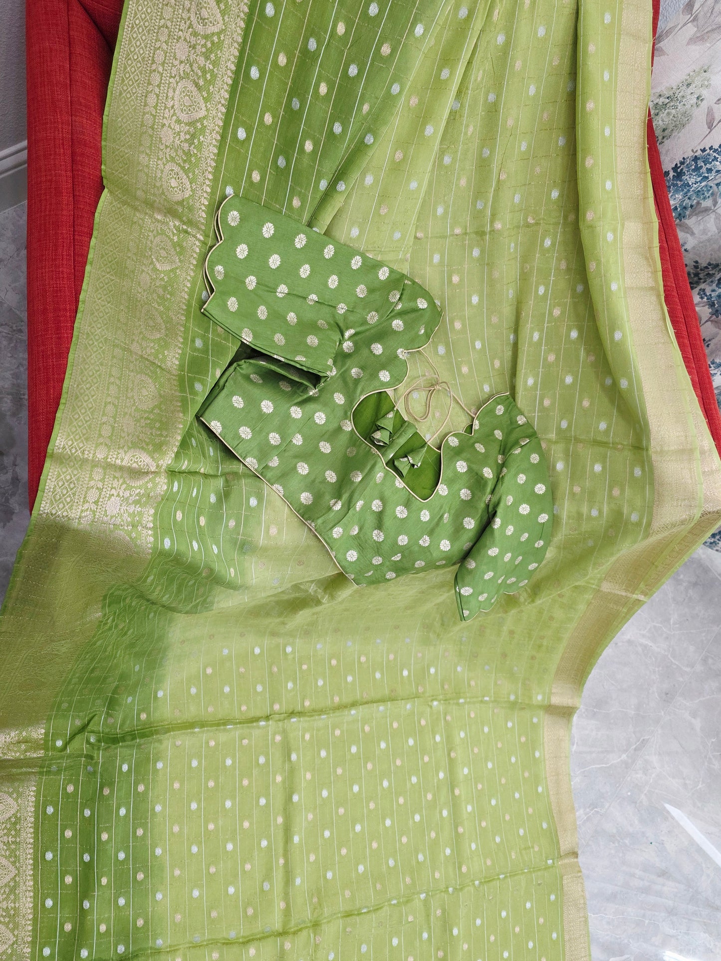 Heritage Pistachio Green with Classic Gold Border Shaded Chinon Crepe Silk Checks Saree with Blouse