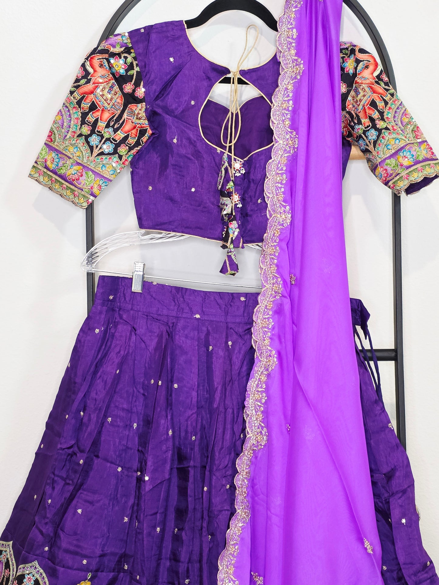 Purple Munga Crepe Silk Kalamkari Embroidery Lehenga Set with Lavender Georgette Cutwork Dupatta – Girls 11+ Junior