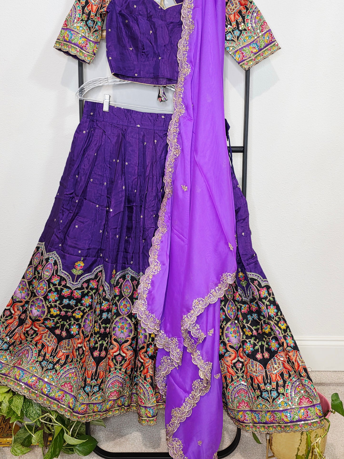 Purple Munga Crepe Silk Kalamkari Embroidery Lehenga Set with Lavender Georgette Cutwork Dupatta – Girls 11+ Junior