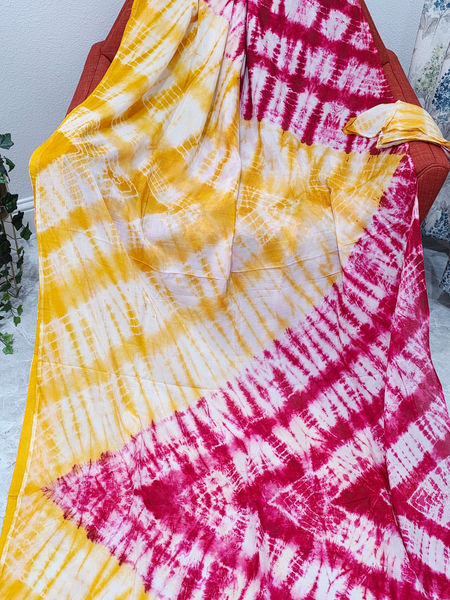 Tie & Dye Shibori Soft Mul Chanderi Silk Cotton Saree with Blouse – Elegant Ethnic & Festive Wear