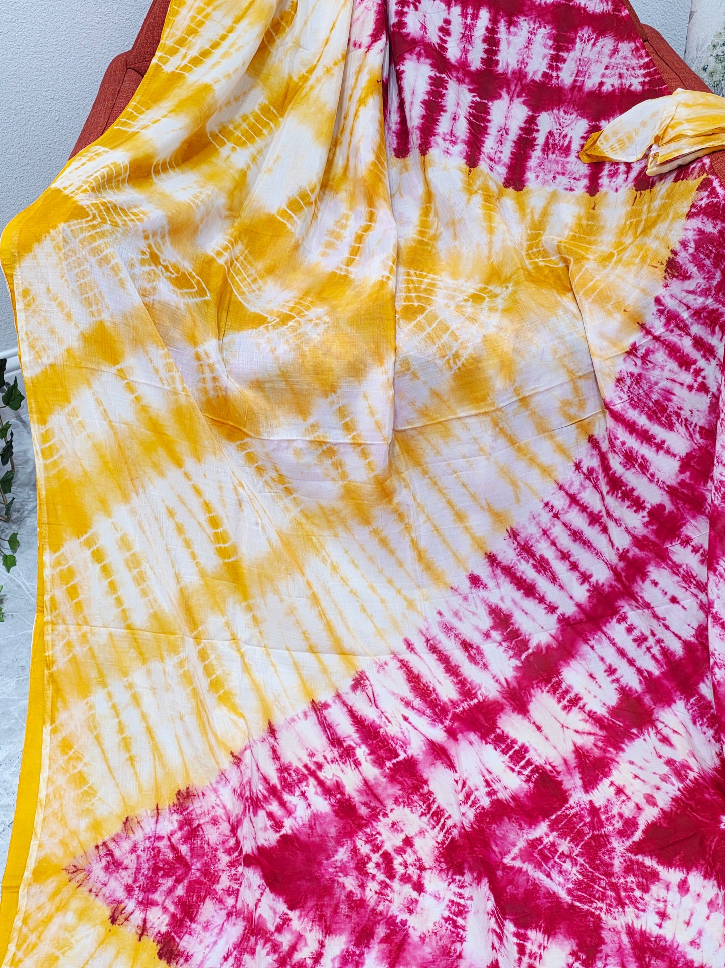 Tie & Dye Shibori Soft Mul Chanderi Silk Cotton Saree with Blouse – Elegant Ethnic & Festive Wear