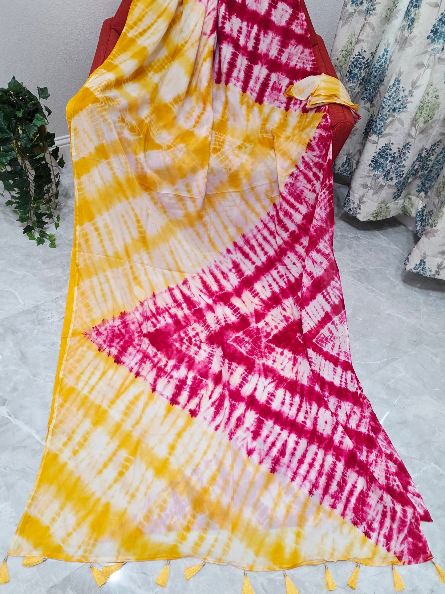 Tie & Dye Shibori Soft Mul Chanderi Silk Cotton Saree with Blouse – Elegant Ethnic & Festive Wear