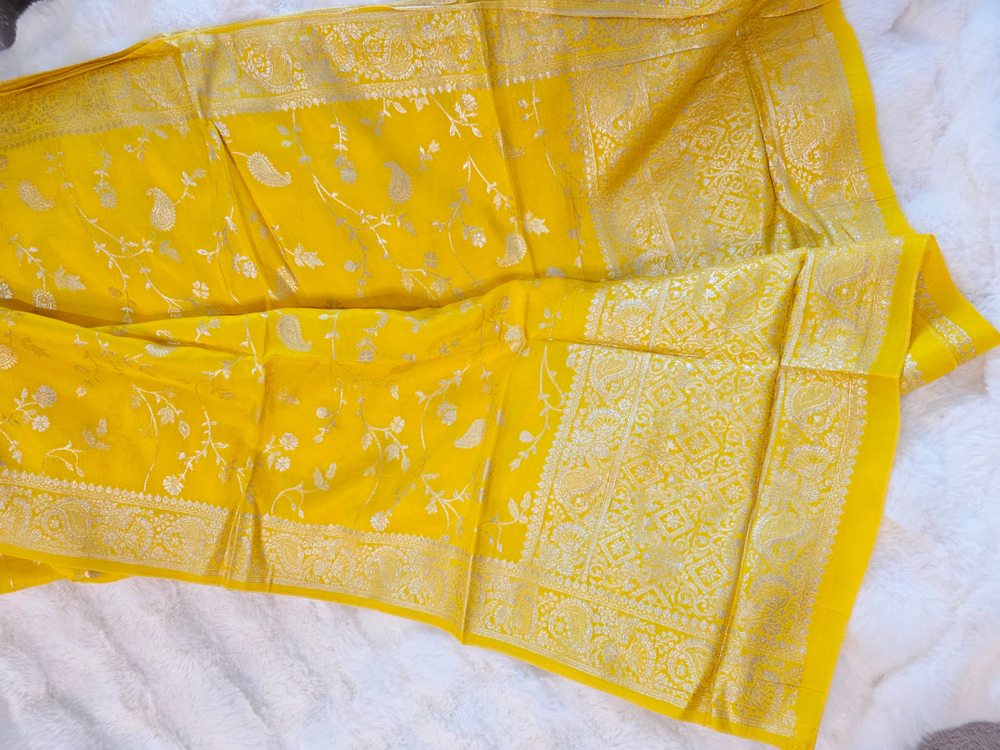 Yellow Munga Benarasi Dupatta for Lehenga & Dress Wear