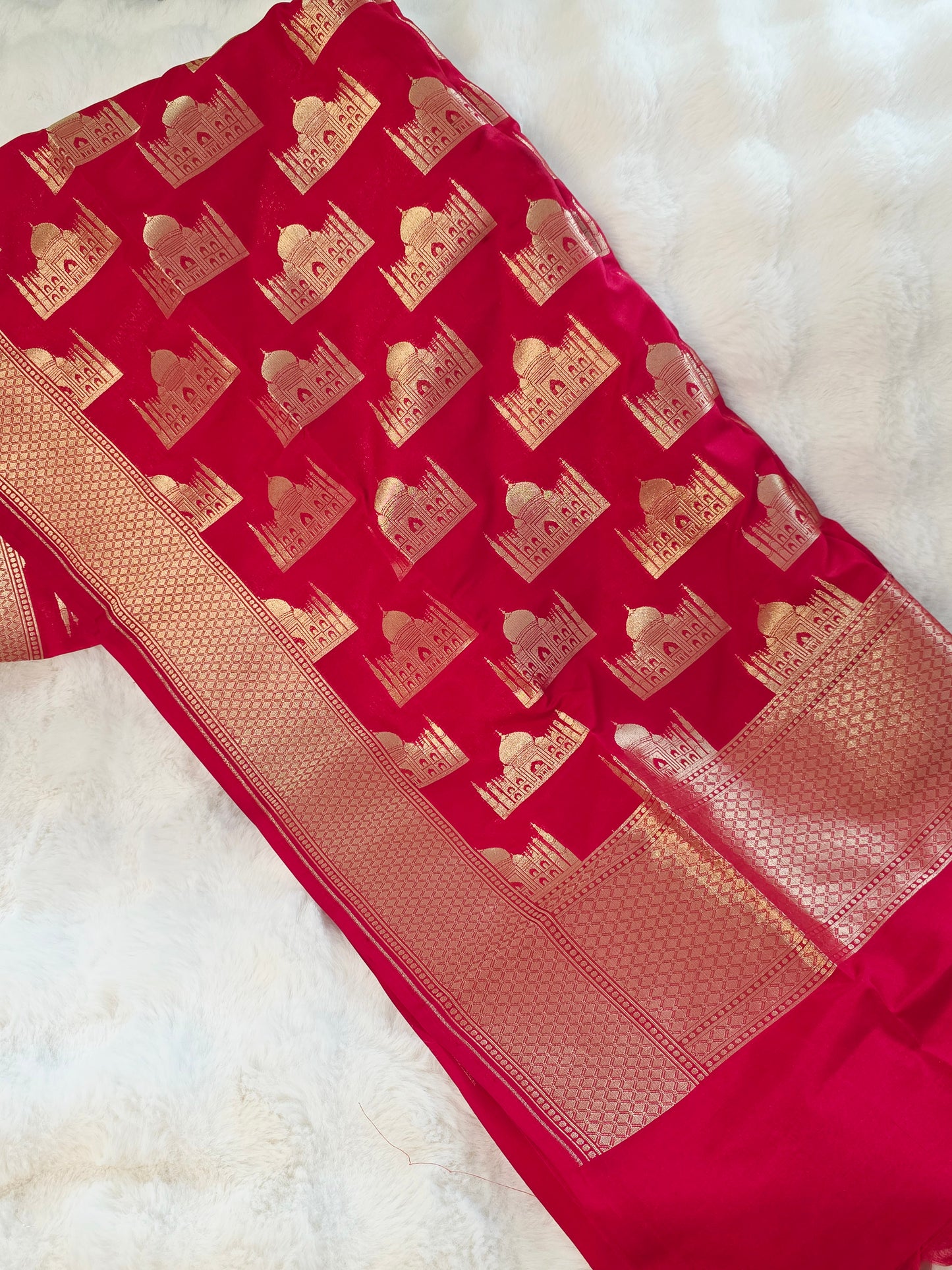 Red Tajmahal Design Butta Designer Benarasi Dupatta for Lehenga & Dress Wear