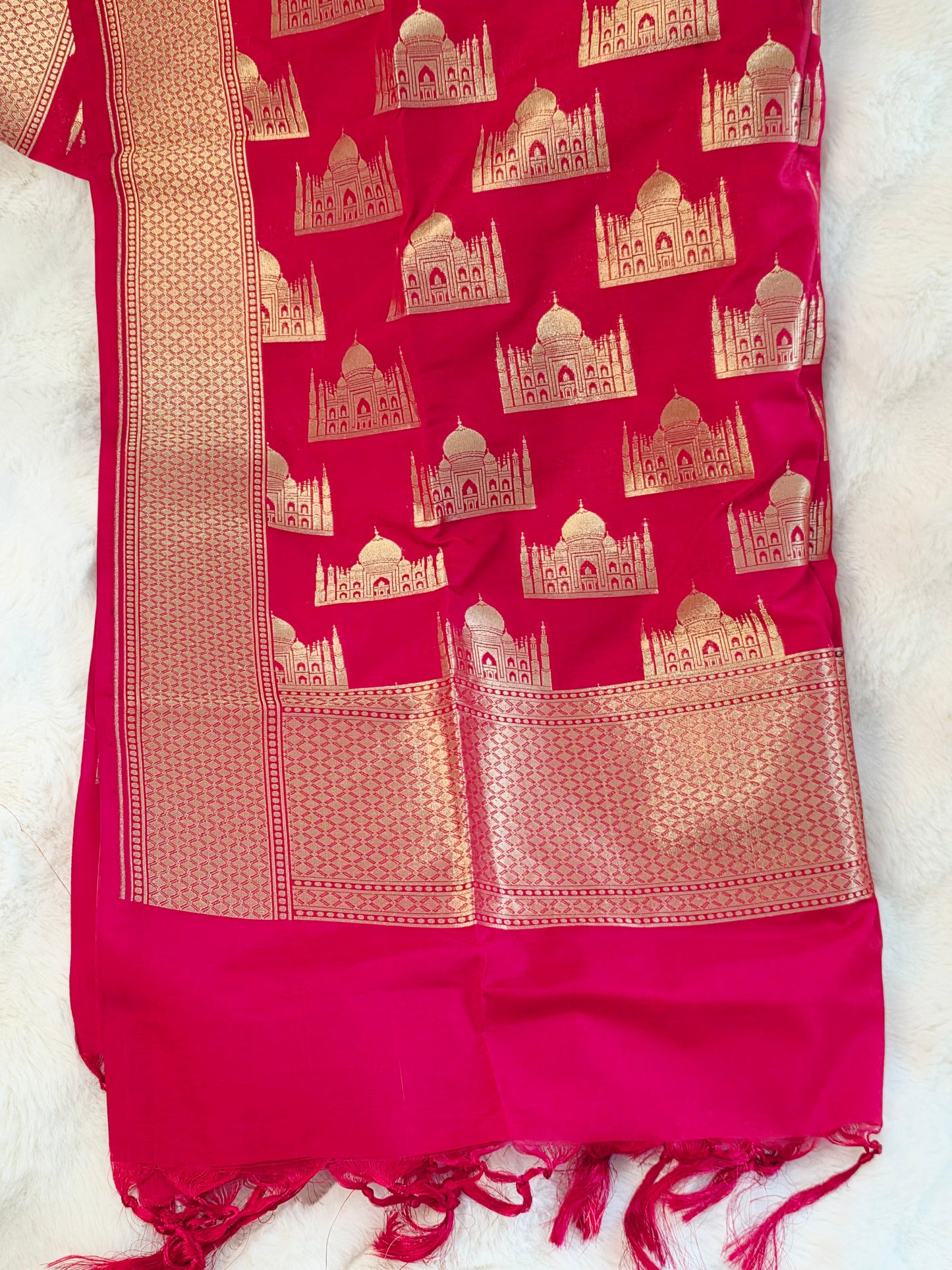 Red Tajmahal Design Butta Designer Benarasi Dupatta for Lehenga & Dress Wear