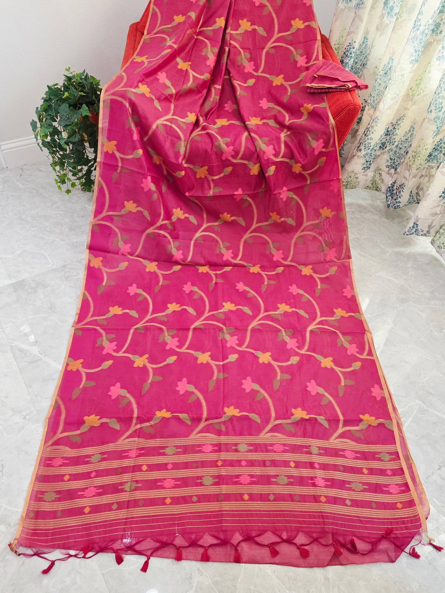 Rose Fuchsia Garden Jamdani Silk Cotton Saree with Gold Vine Weave