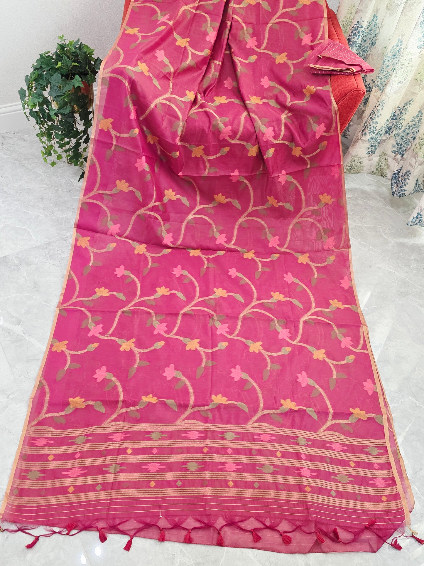 Rose Fuchsia Garden Jamdani Silk Cotton Saree with Gold Vine Weave