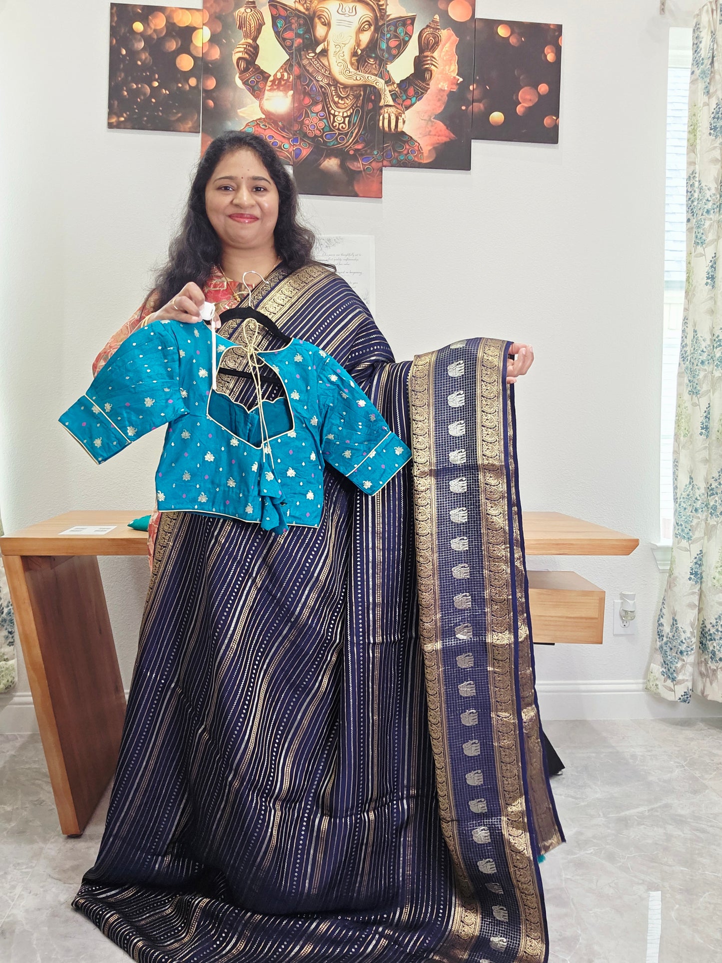 Trending Lines Designer Munga Georgette Saree - Benarasi Blouse